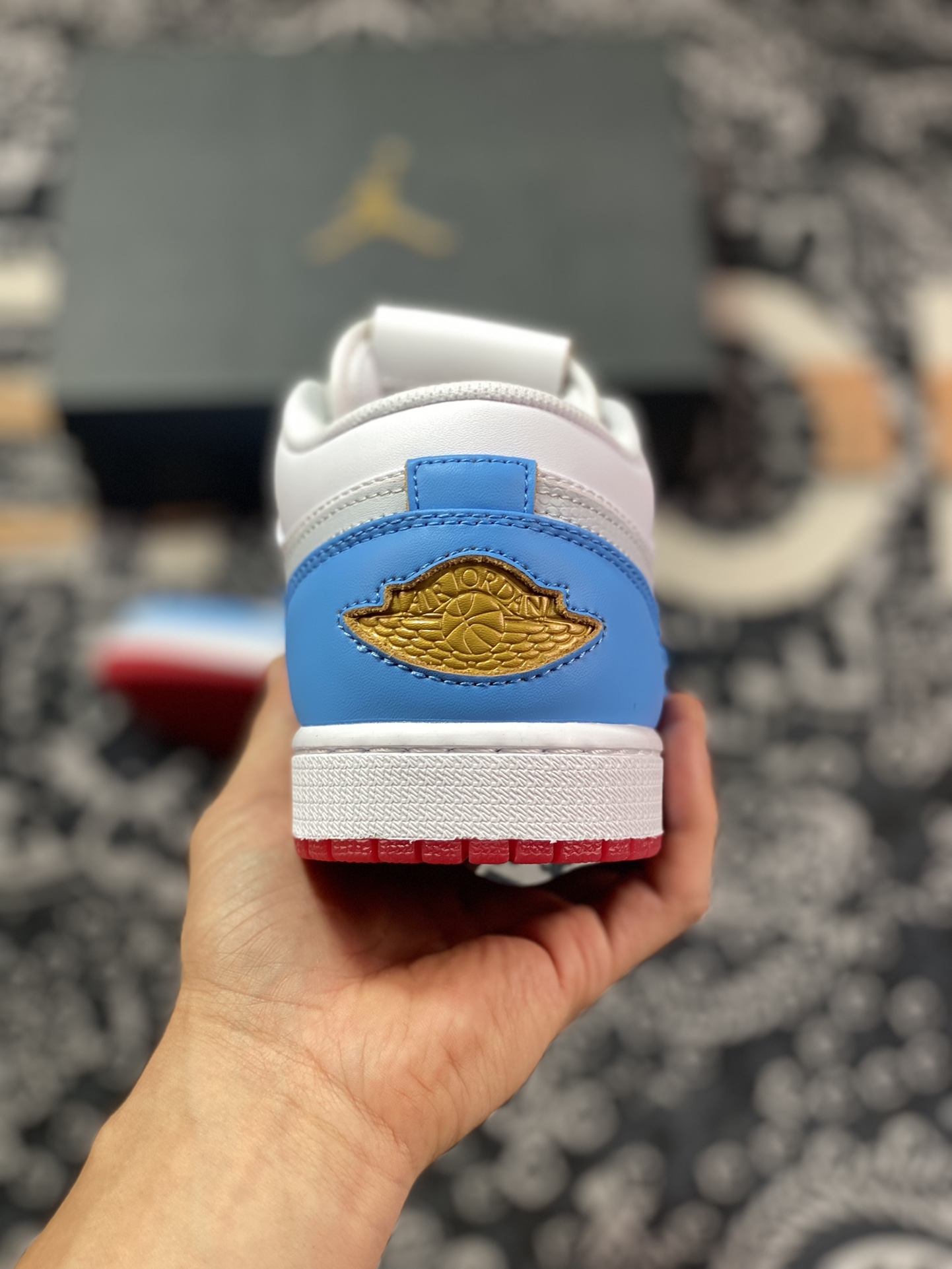 Air Jordan 1 Low SE 白蓝 FN8895-141