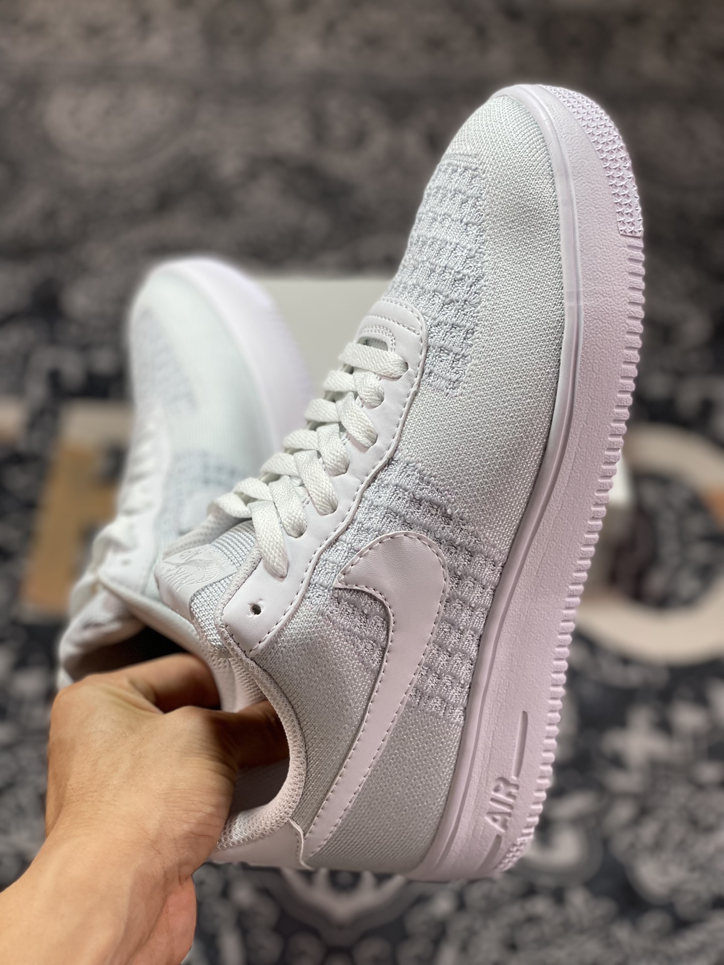 200  Air Force 1 Low 2.0 轻量化飞线灰白 AV3042-100