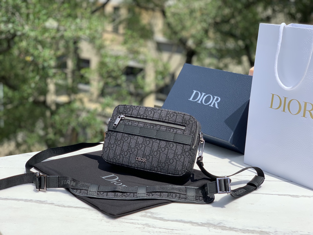 Tamaño de la versión superior mejorada: 22 correas de hombro de jacquard de nailon y cuero de vaca con logo de Dior, di…