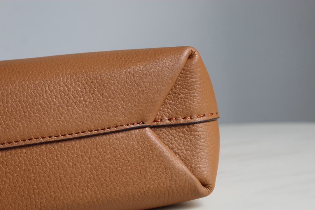 Tory Burch ～小号棕最新款TORY BURCH