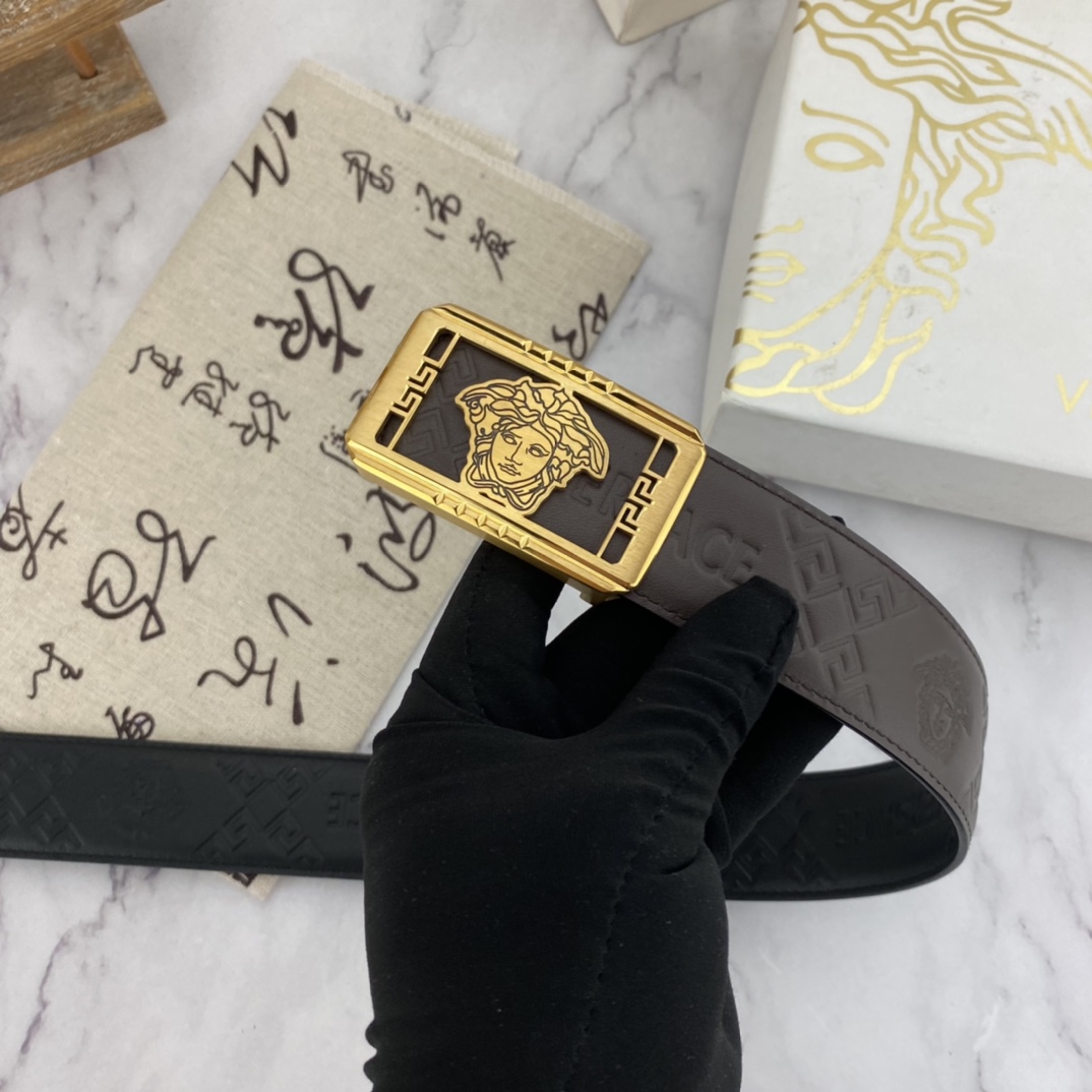 范思哲  男士花皮腰带40mm 双面进口头层皮皮压制。可双面使用 专柜走线 搭配新款扣