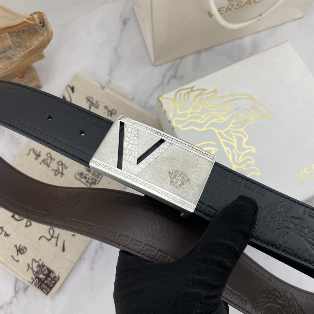 范思哲  男士花皮腰带40mm 双面进口头层皮皮压制。可双面使用 专柜走线 搭配新款扣