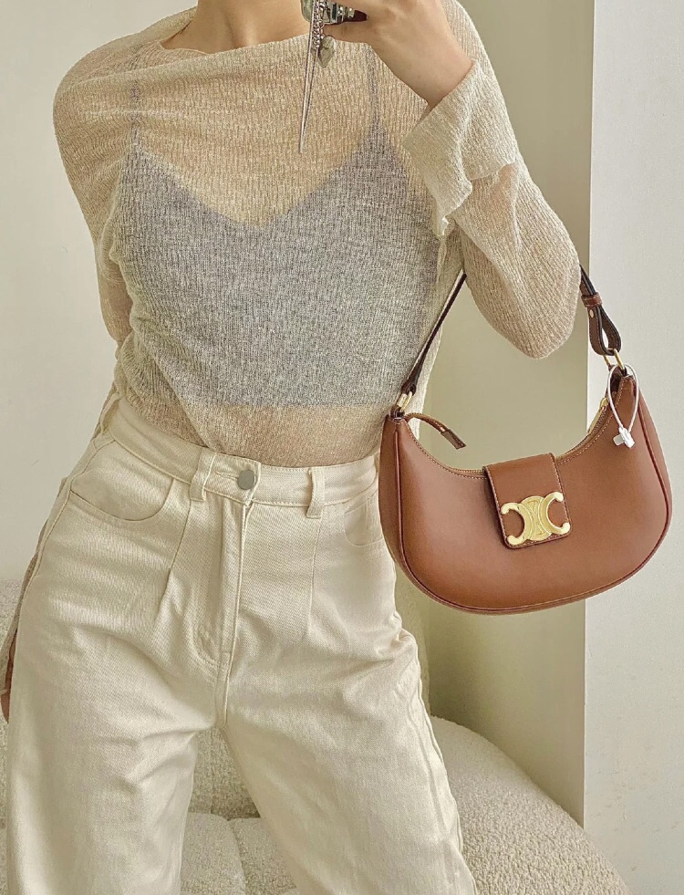 Celine Brown upper body picture, super classic color, modern retro style, looks great with daily wear