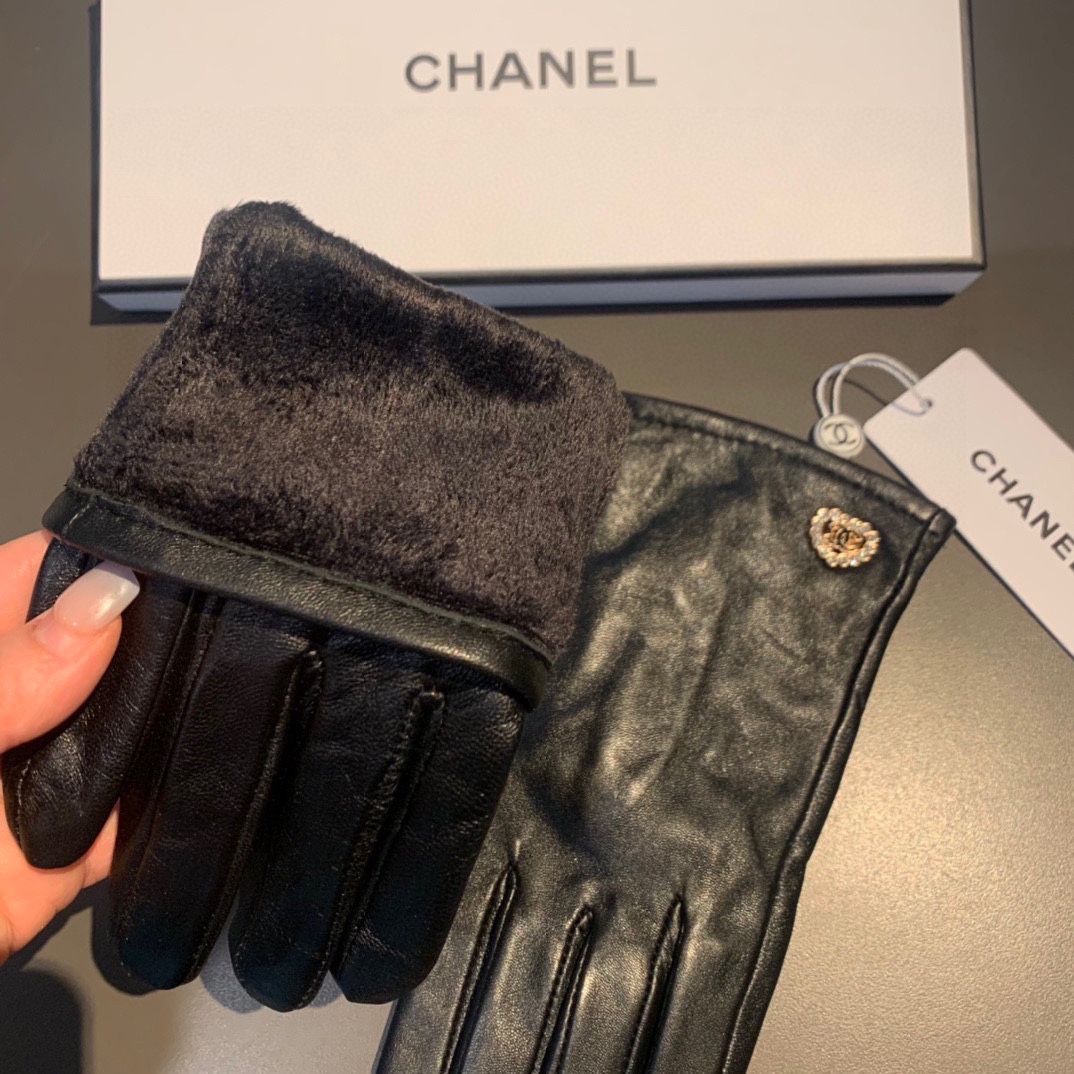 新款独家首发触屏手套Chanel香奈