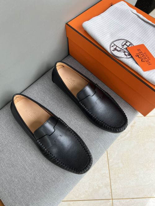Hermès Handmade Leather Driving Loafers Slip-Ons for Men - Comfortable & Stylish 1 Hermès Handmade Leather Driving Loafers Slip-Ons for Men - Comfortable & Stylish