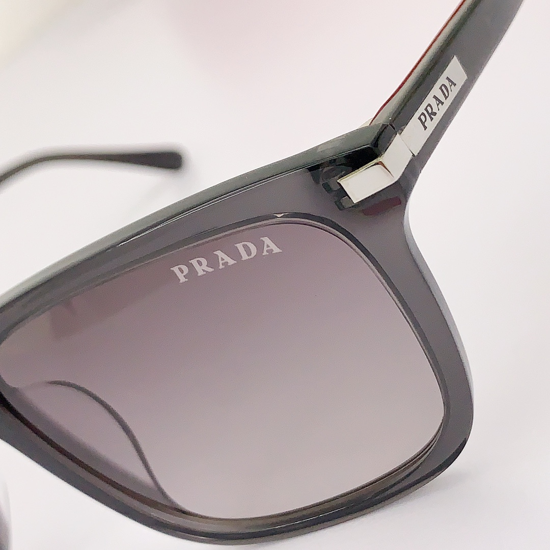 PRADA普拉达镜腿金属logo男女通用太阳眼镜