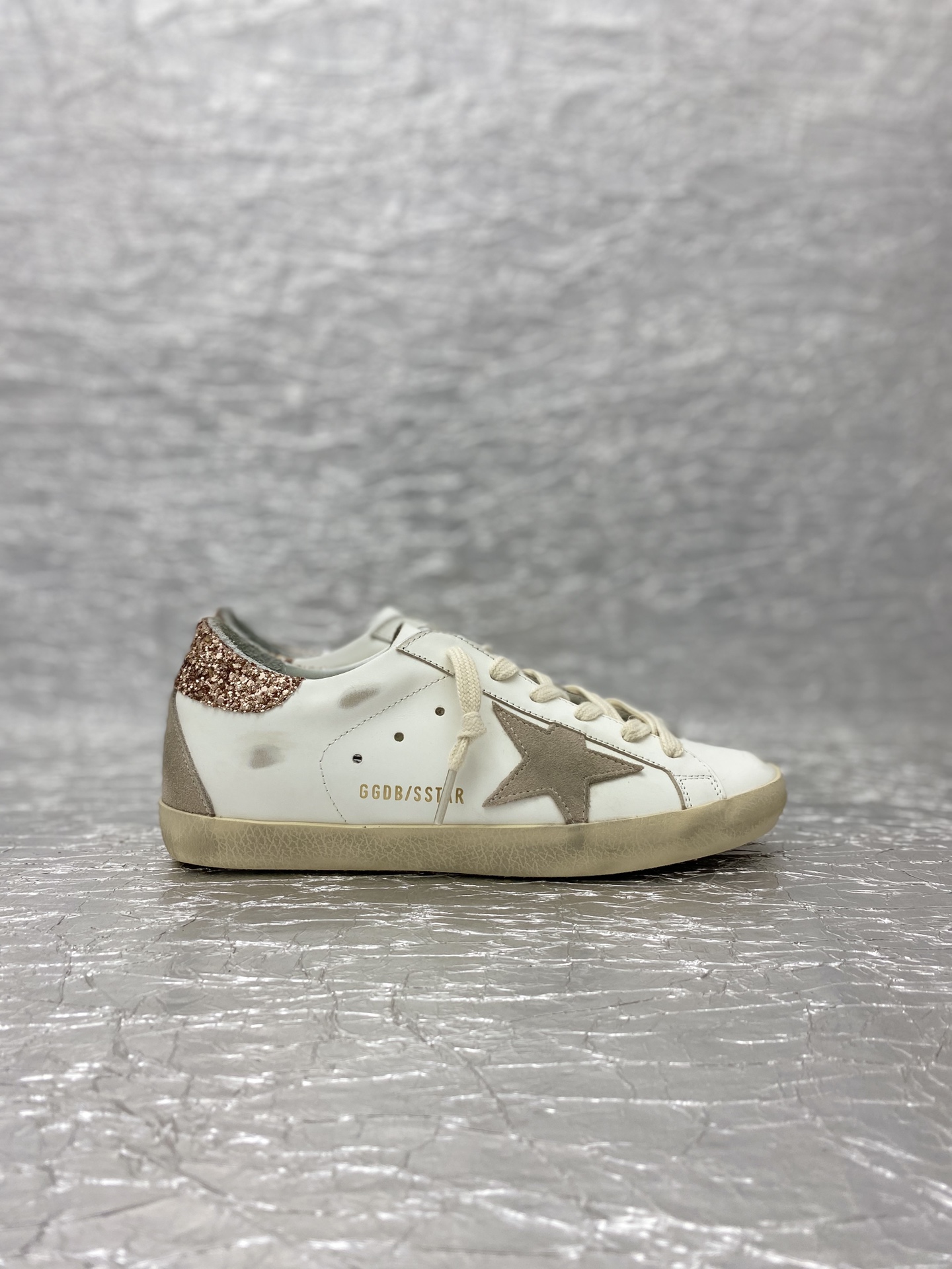 Golden Goose Skateboard Shoes Gold Red Cowhide