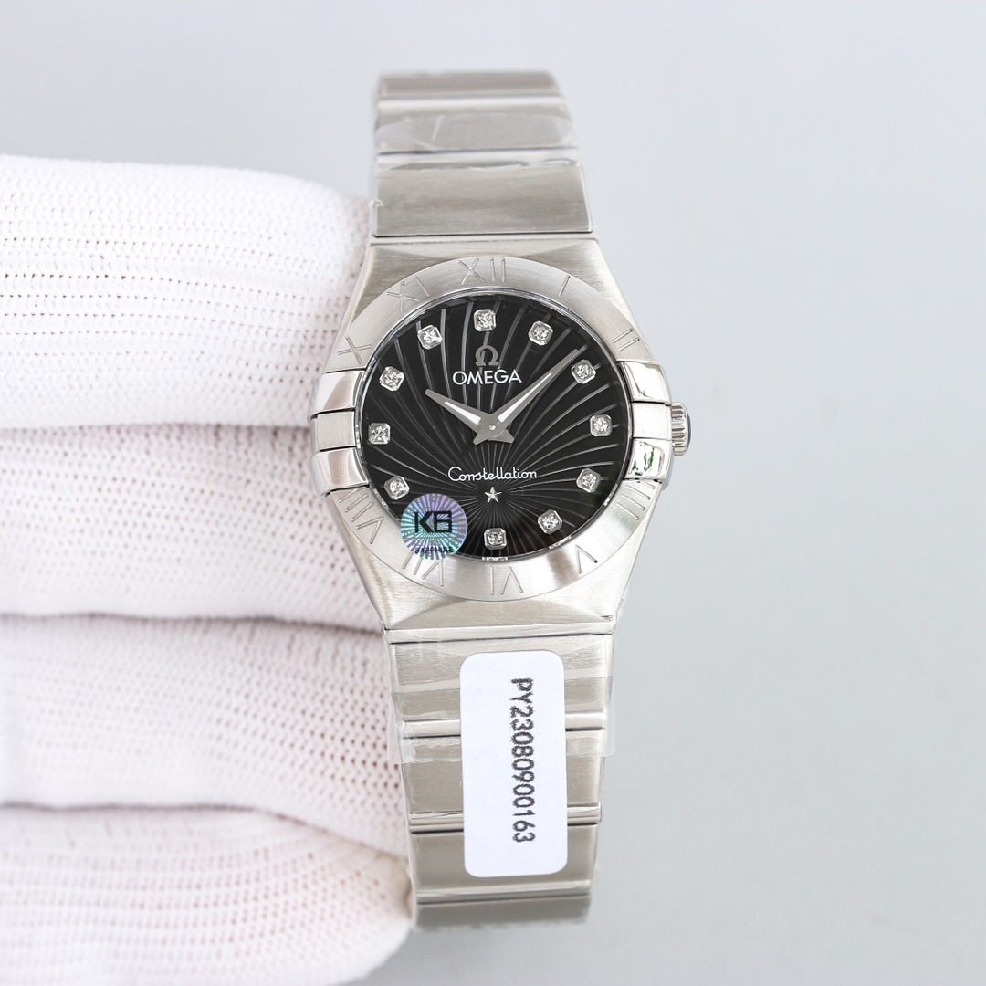 NO:586214,'Chinese Valentine's Day gift, buy a watch during the event and get a set of packaging' Omega/OMEGA model 123.15.27.60.55.004. The eternal classic model of the fourth generation constellation!  The constellation series watch case and strap are glossy. This hard product is here. Very good internal channels. There are only a few original Omegas left in the foundry!  Good things don’t come around all the time. If you like it, hurry up and get it, this Constellation series. Quartz and diamond women’s watch, watch diameter 27mm. Original Omega movement model. 01 named cal1376 quartz movement. Anti-glare sapphire mirror. The watch is made of 316L steel without electric steel. It will never fade. The butterfly buckle LoGo is made of 18K gold. It has a certificate from the Chinese GTC testing agency, and the strap is top-notch.  Non-market protruding version, note, the fonts inside the strap are composed of 3 different styles of different sizes. The fonts are clear and exquisite in craftsmanship. They are definitely not one font in the market. The Roman light dots radiate from the words. The black dial is inlaid with real diamond scales, which is luxurious and elegant. The center pattern and stars on the bottom cover are hydraulically molded. The texture is delicate, full and clear. The most important thing is that there are two levels of concave positions for a strong three-dimensional effect, and each watch has three codes in one independent code.,,omega,gold19860909《七夕礼物,活动购表送包装一套》欧米伽/OMEGA 型号123.15.27.60.55.004.四代星座永恒经典款！ 星座系列表壳表带光面款,此款硬货来了,非常过硬的内部渠道,代工厂内部留出为数不多的原单欧米茄！好东西不是经常都有.看中赶紧下手,此款星座系列.石英.钻石女表,手表直径27mm.原装欧米茄机芯型号.01命名cal1376石英机芯.防炫目蓝宝石镜面.手表全套316L钢材无电渡钢水.永不掉色,蝴蝶表扣LoGo由18K黄金打造.持有中国GTC检测机构证书,而且表带头粒绝非市场凸出版本,注,表带内部字体由3种大小不同风格组成字体清晰工艺精美,绝非市场一种字体连成一片,字面罗马光点放射黑色表盘镶嵌真钻刻度奢侈典雅.底盖中心图案和星星为油压成型纹理细腻饱满清晰最主要有两级凹位超强立体感,并且每个表都有三码合一独立编码.,,omega,gold,Watch