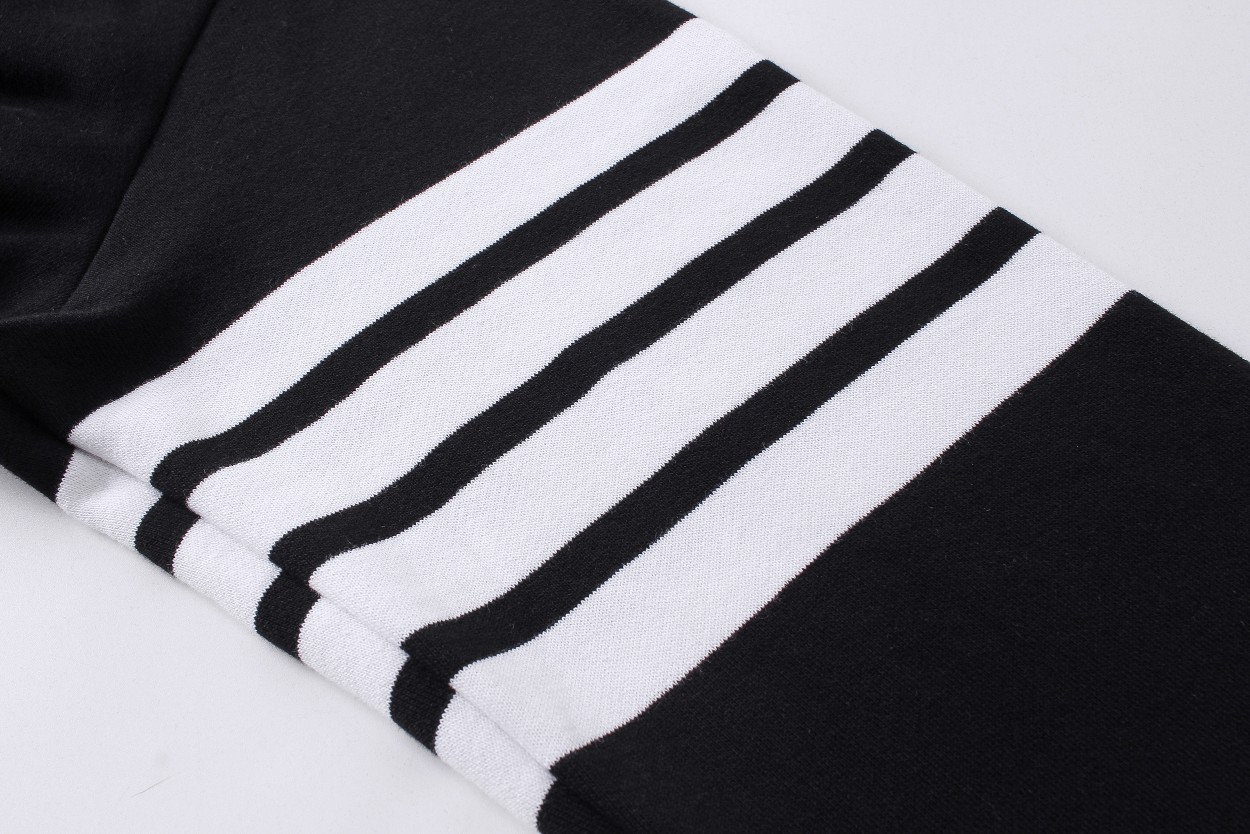 Thom Browne Couple Sweatshirt Round Neck Four Bar Knitted Pullover 4 a1692121506617 0587