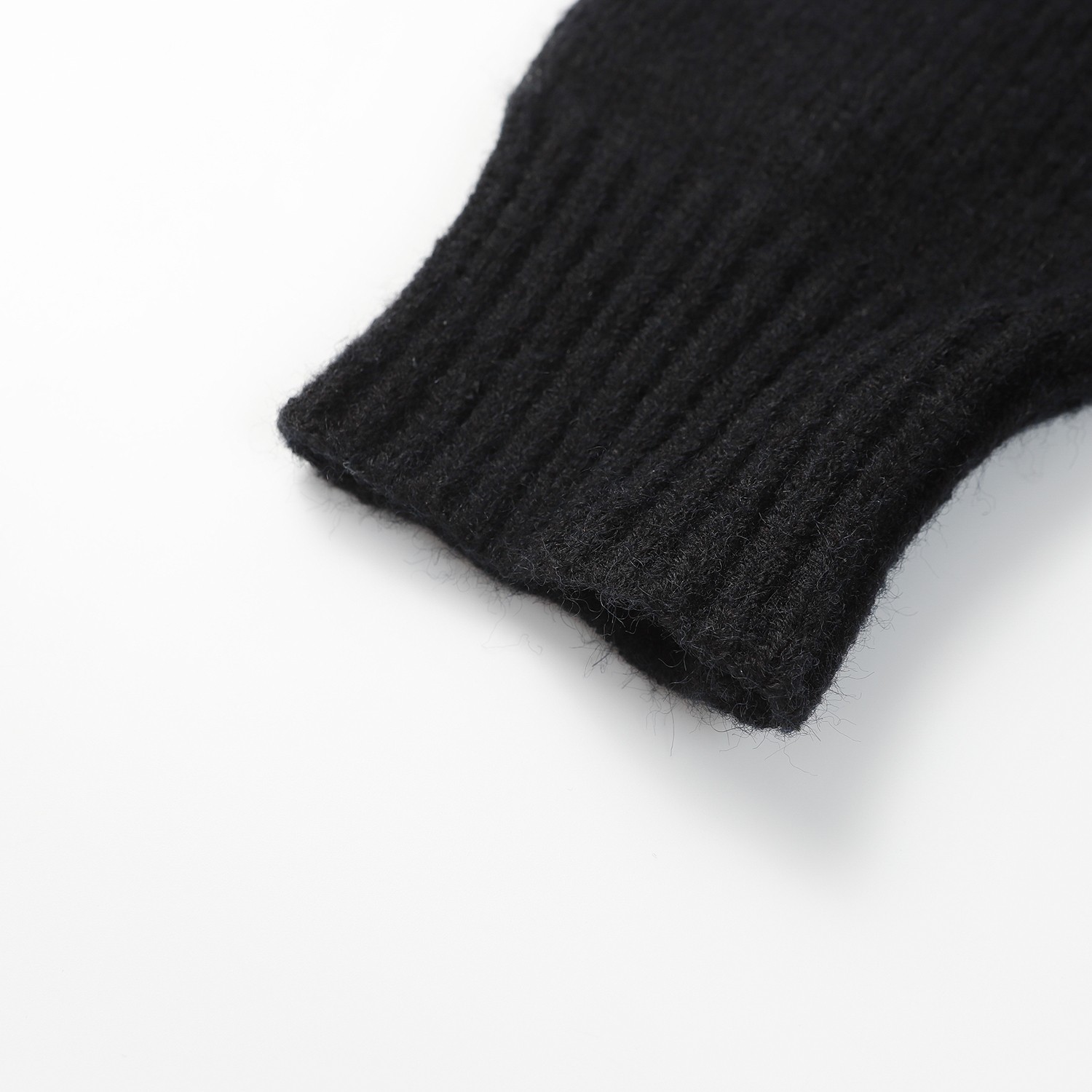 Luxury Louis Vuitton Knit Sweater with High-Quality Wool and Unique Design - 图片 6