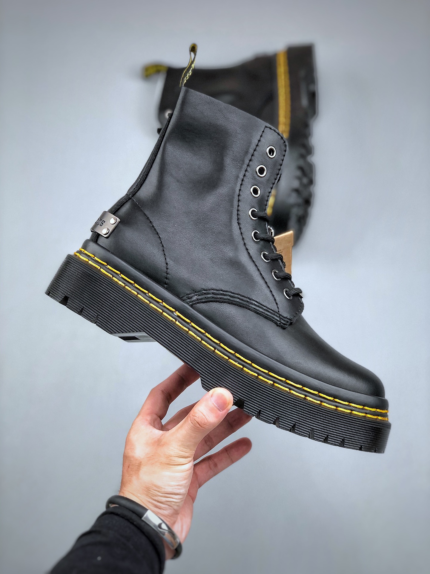 240 Dr. Martens Penton Bex Double Stitch 彭顿系列经典厚底英伦皮革复古风厚底马丁乐福鞋