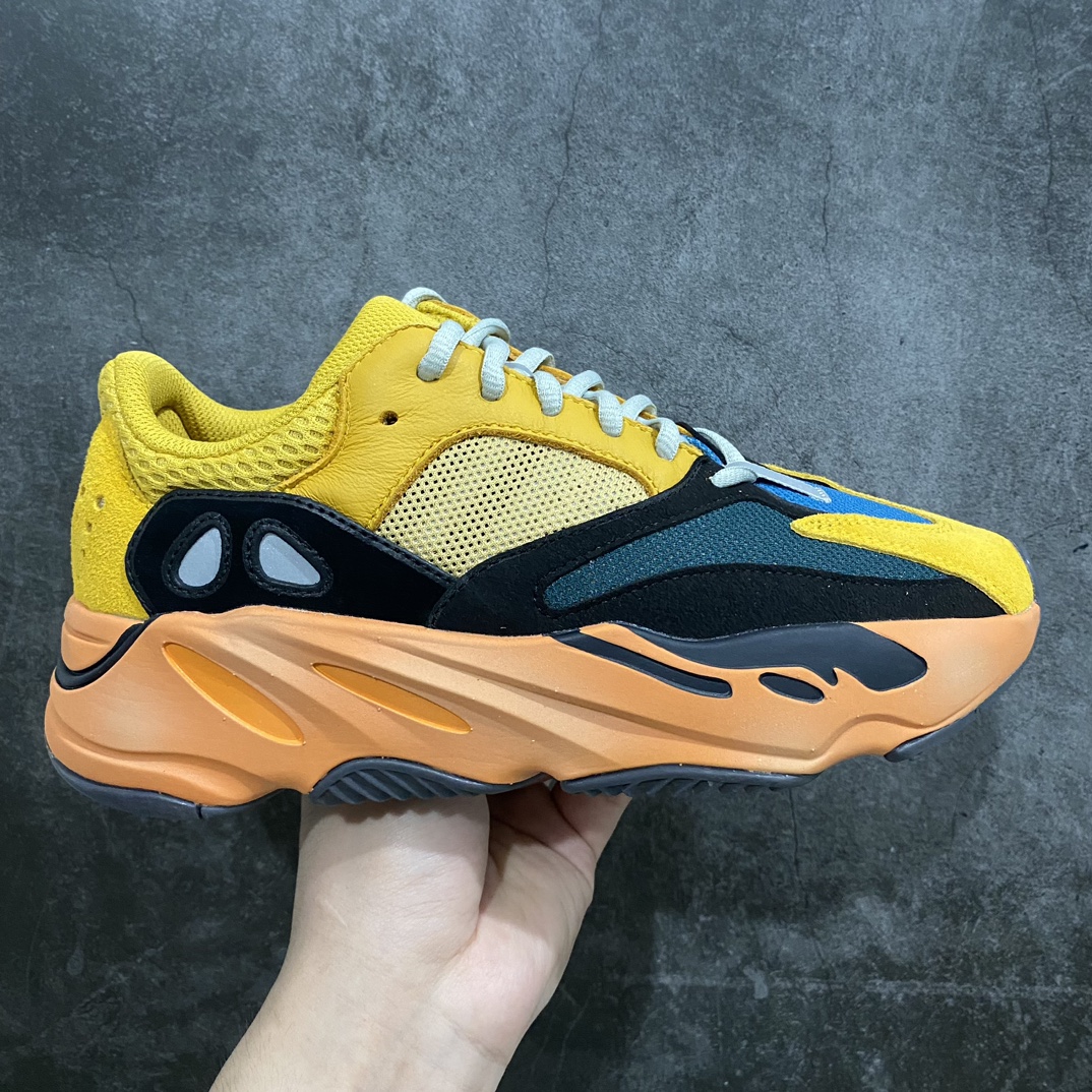 [LW version] Yeezy 700 Sun Sun Orange GZ6984