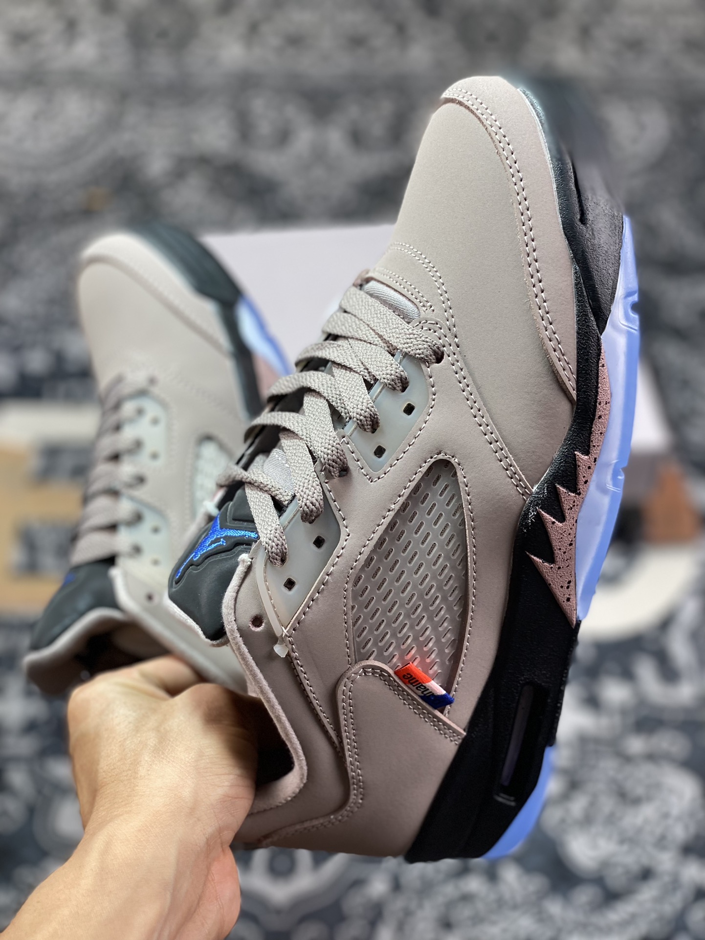 280 PSG x Nike Air Jordan Retro 5 Low”PSG 2022“乔丹AJ5代低帮篮球鞋“水泥灰巴黎联盟”DX6325-204