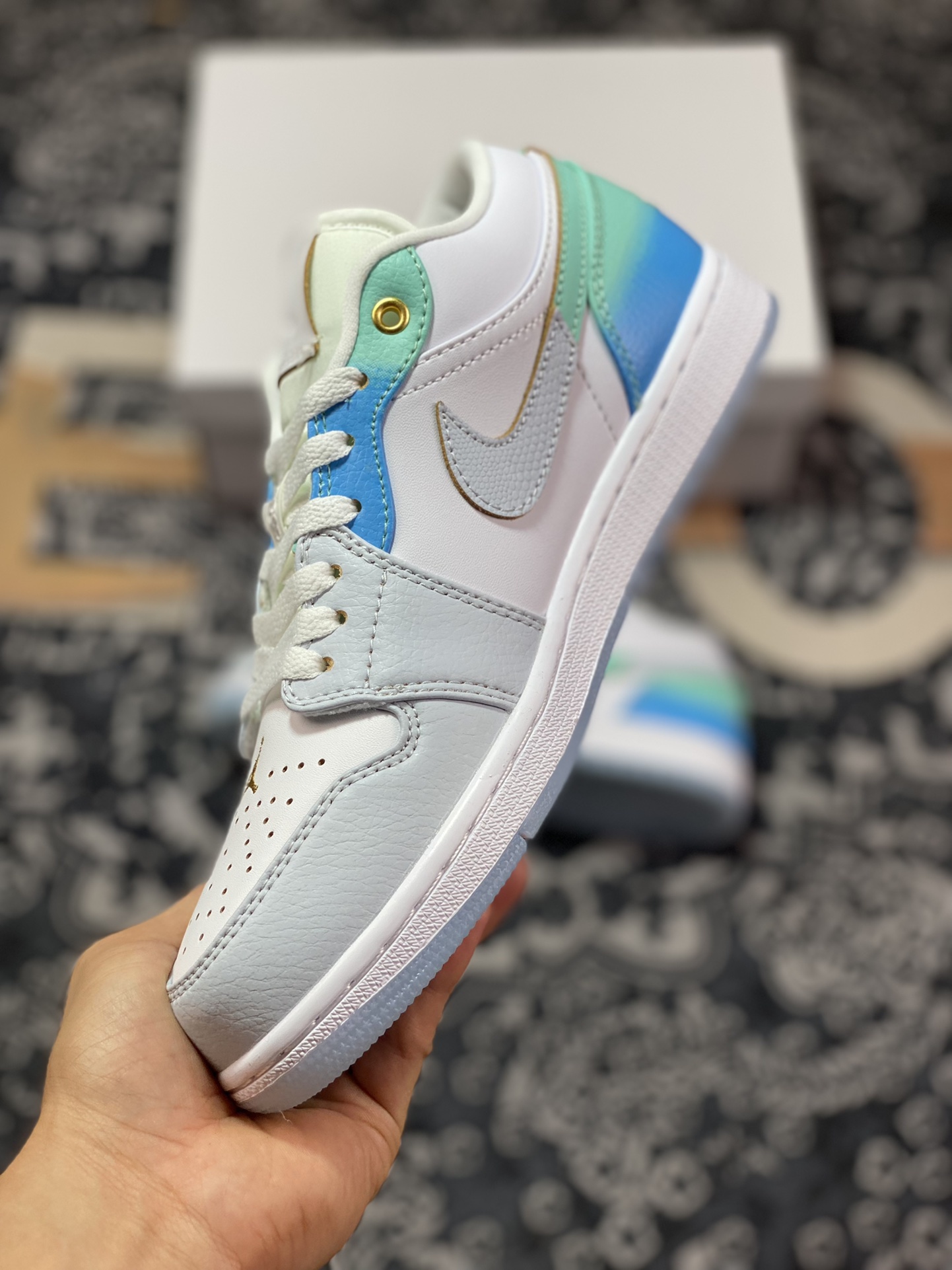 Air Jordan 1 Low White Green Blue FN8899-131