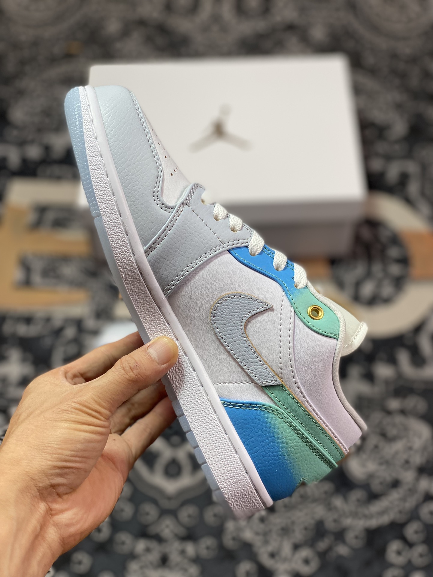 Air Jordan 1 Low White Green Blue FN8899-131