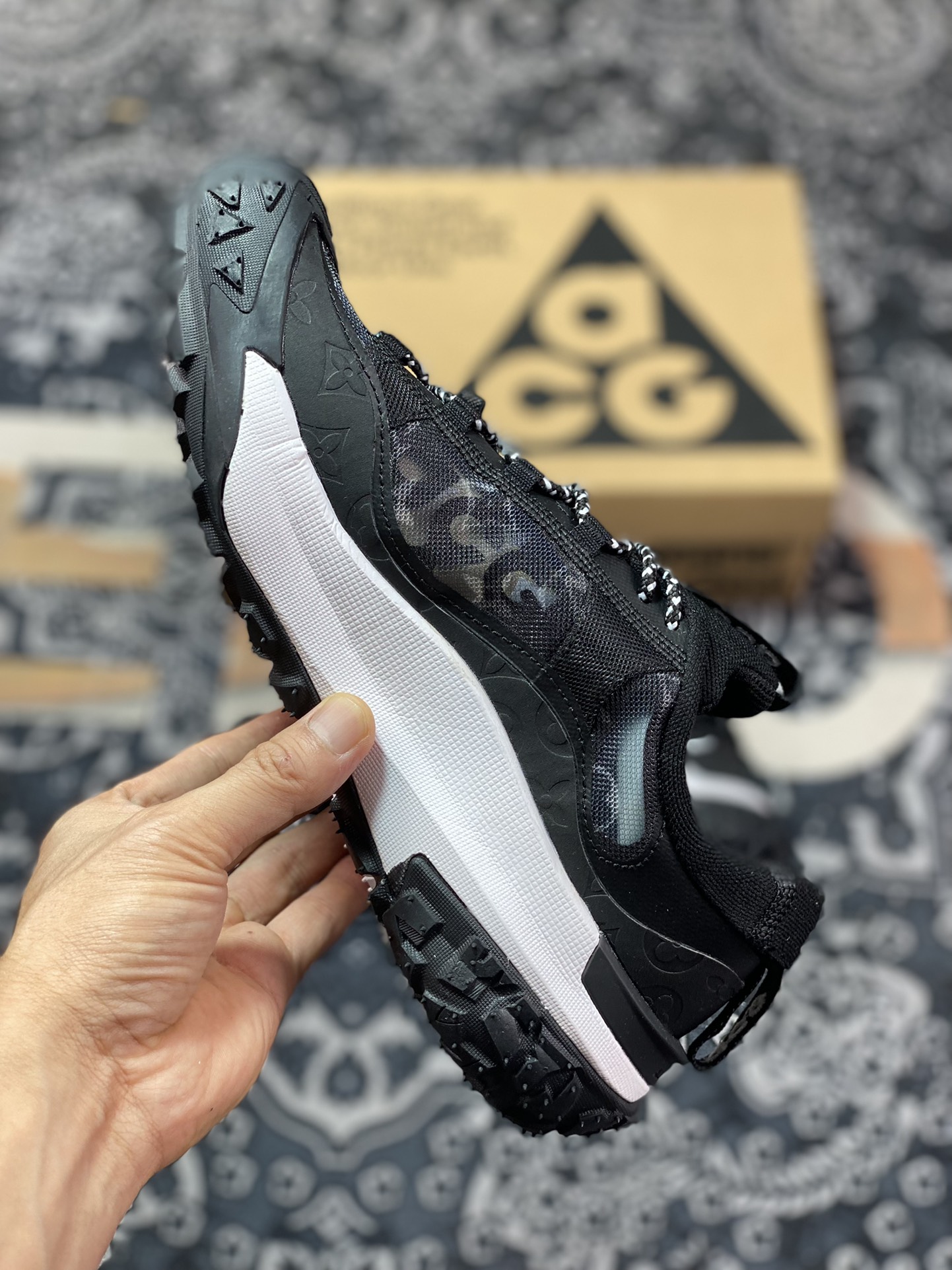 NIKE ACG Mountain Fly 2 Low”Black/White/LV”ACG Mountain Fly 2 Low-top sneakers ”Mesh black and white LV old flower” DV7910-004