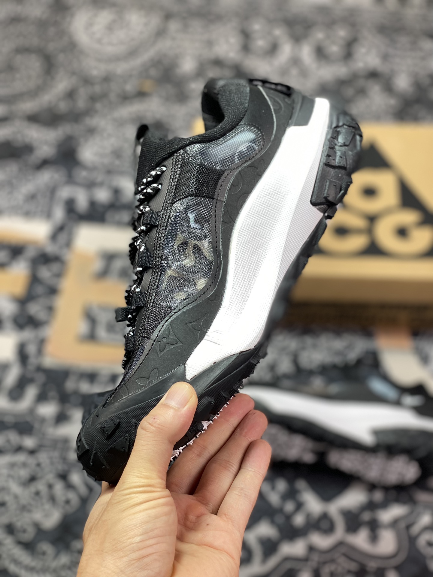 NIKE ACG Mountain Fly 2 Low”Black/White/LV”ACG Mountain Fly 2 Low-top sneakers ”Mesh black and white LV old flower” DV7910-004