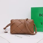 Knockoff Highest Quality
 Bottega Veneta BV Cassette Camera Bags Weave