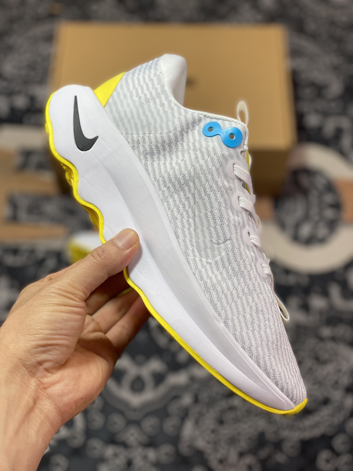 NK Motiva series running shoes white and yellow Cushlon30 foam wear-resistant and shock-absorbing running shoes DV1238-100