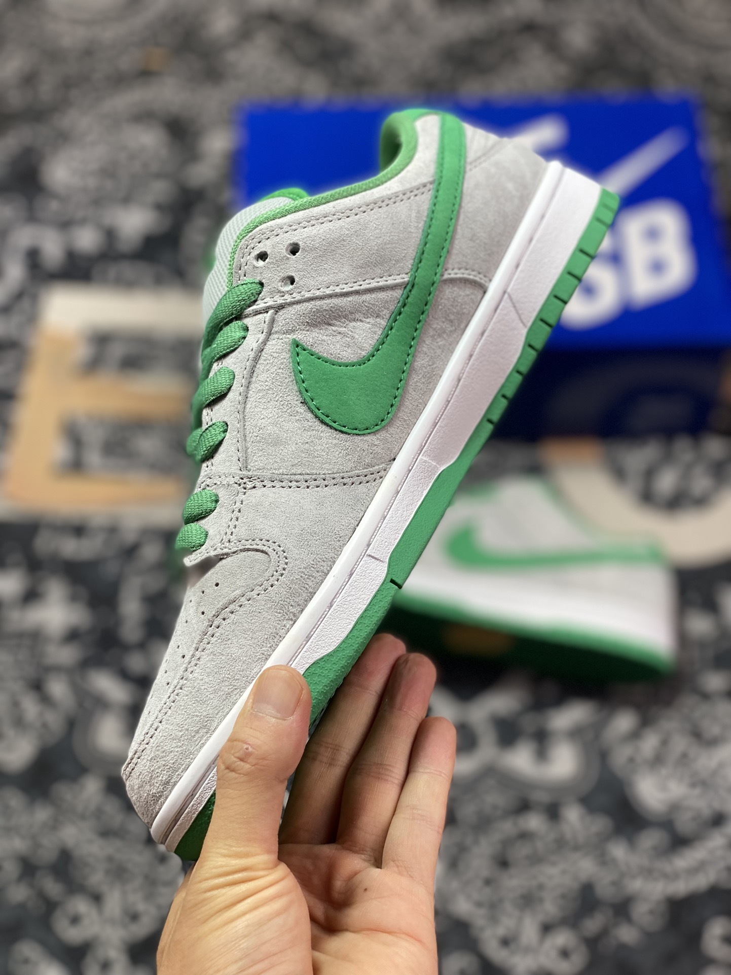 NK Dunk Low Medusa Grey Green 313170-030