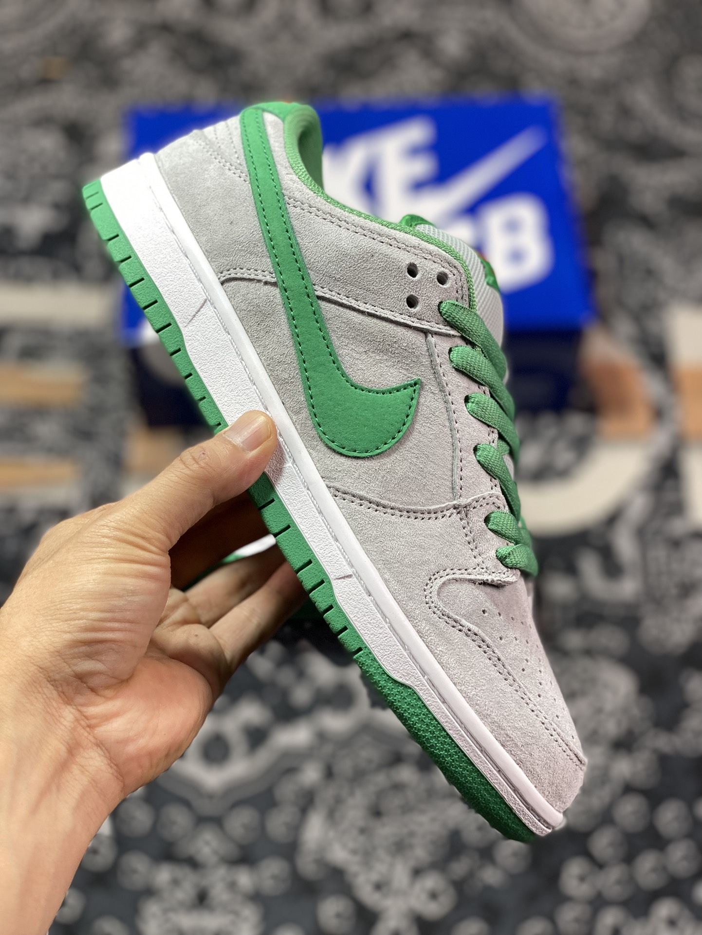 NK Dunk Low Medusa Grey Green 313170-030