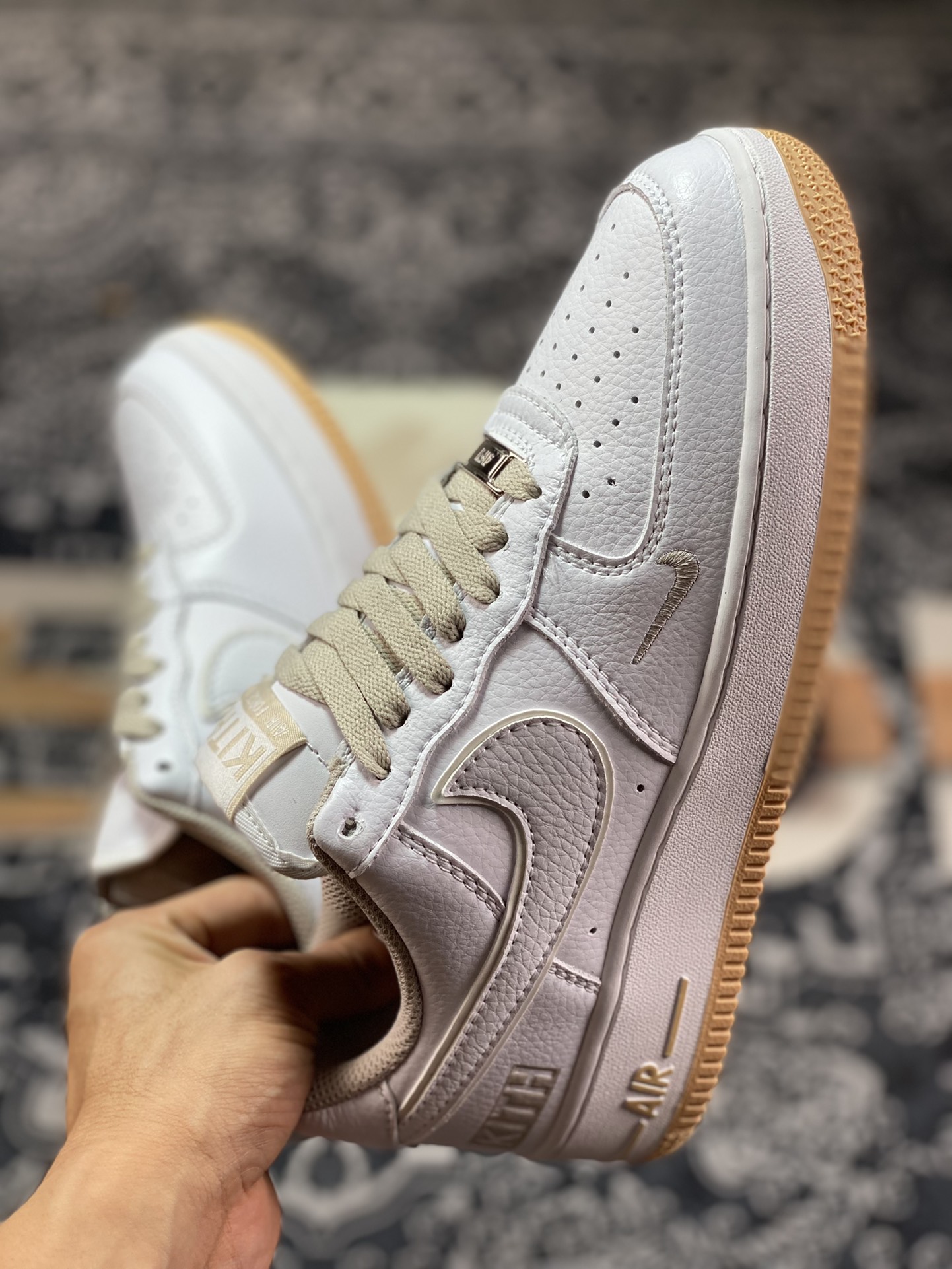 Kith x Air Force 1 Low joint white khaki KT1659-008