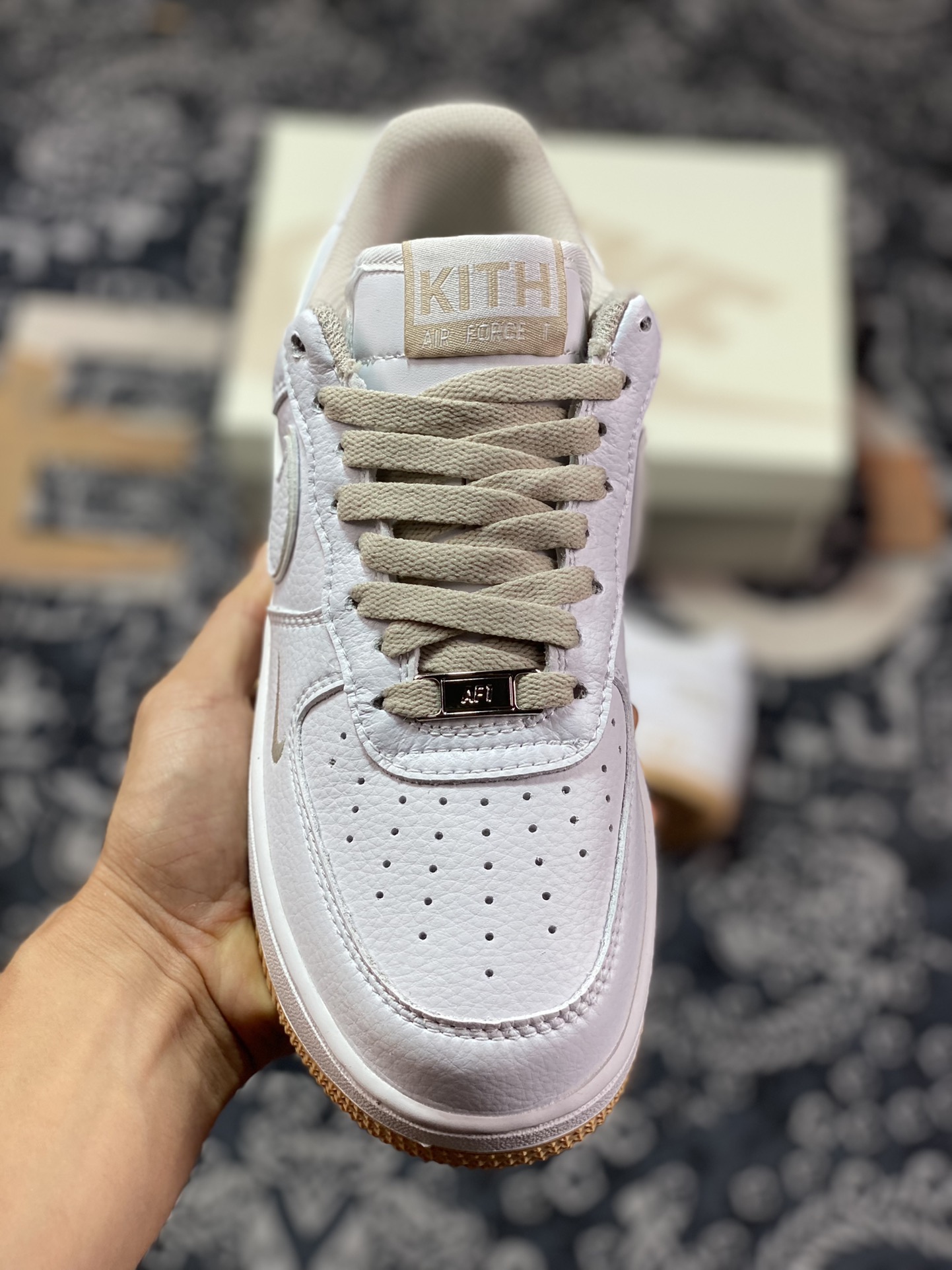 Kith x Air Force 1 Low joint white khaki KT1659-008