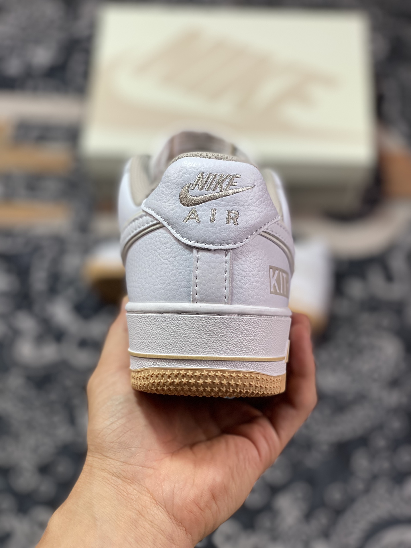 Kith x Air Force 1 Low joint white khaki KT1659-008