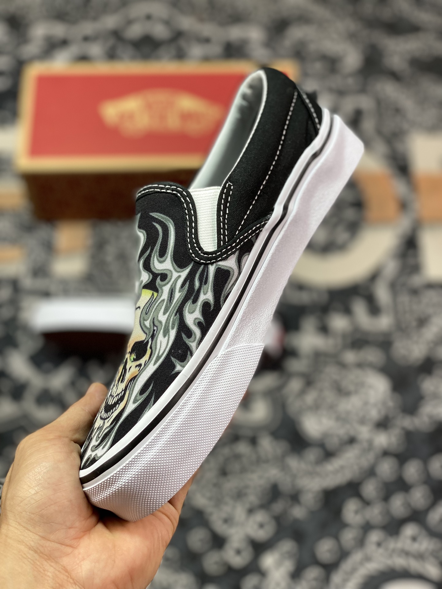 130 Vans Classic Slip-On Flame Skull 朋克摇滚火焰骷髅头懒人套