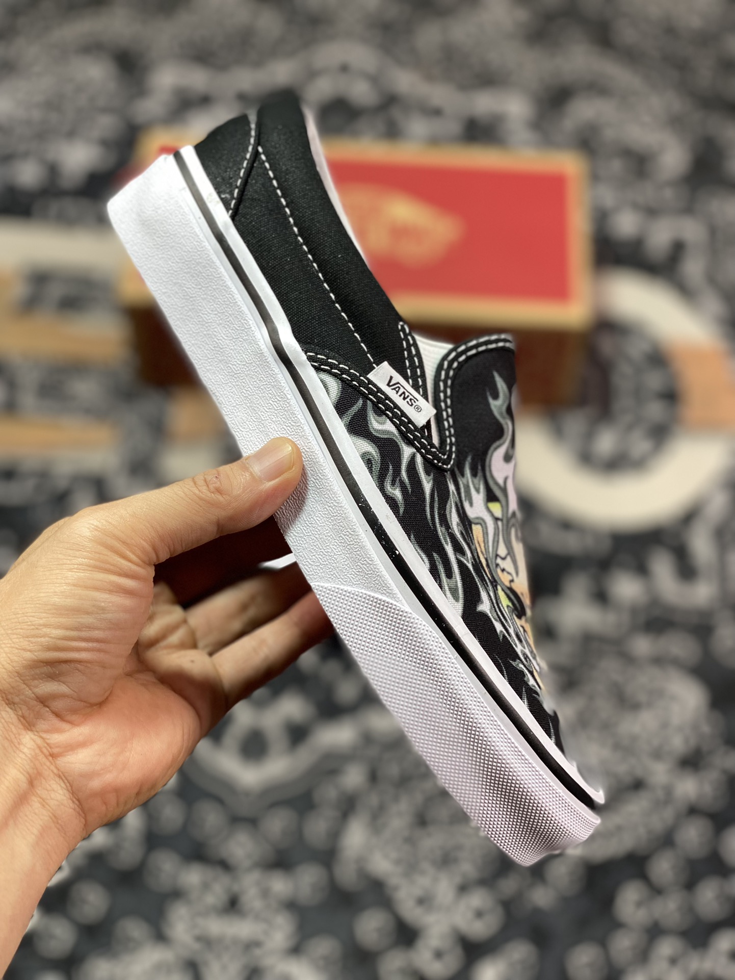 130 Vans Classic Slip-On Flame Skull 朋克摇滚火焰骷髅头懒人套