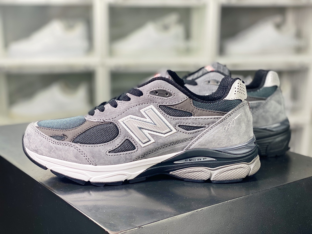 New Balance Made in USA M990V3 ”Grey” three-generation series low-top dad running shoes ”suede original dark gray and black” M990UA3