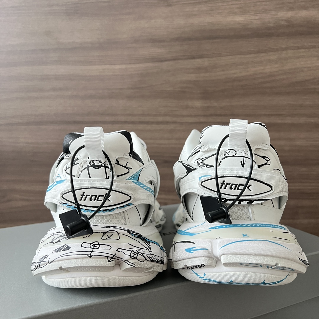 Hermès 巴黎世家3 0 三代涂鸦户外概念鞋 Balenciaga Sneaker Tess s