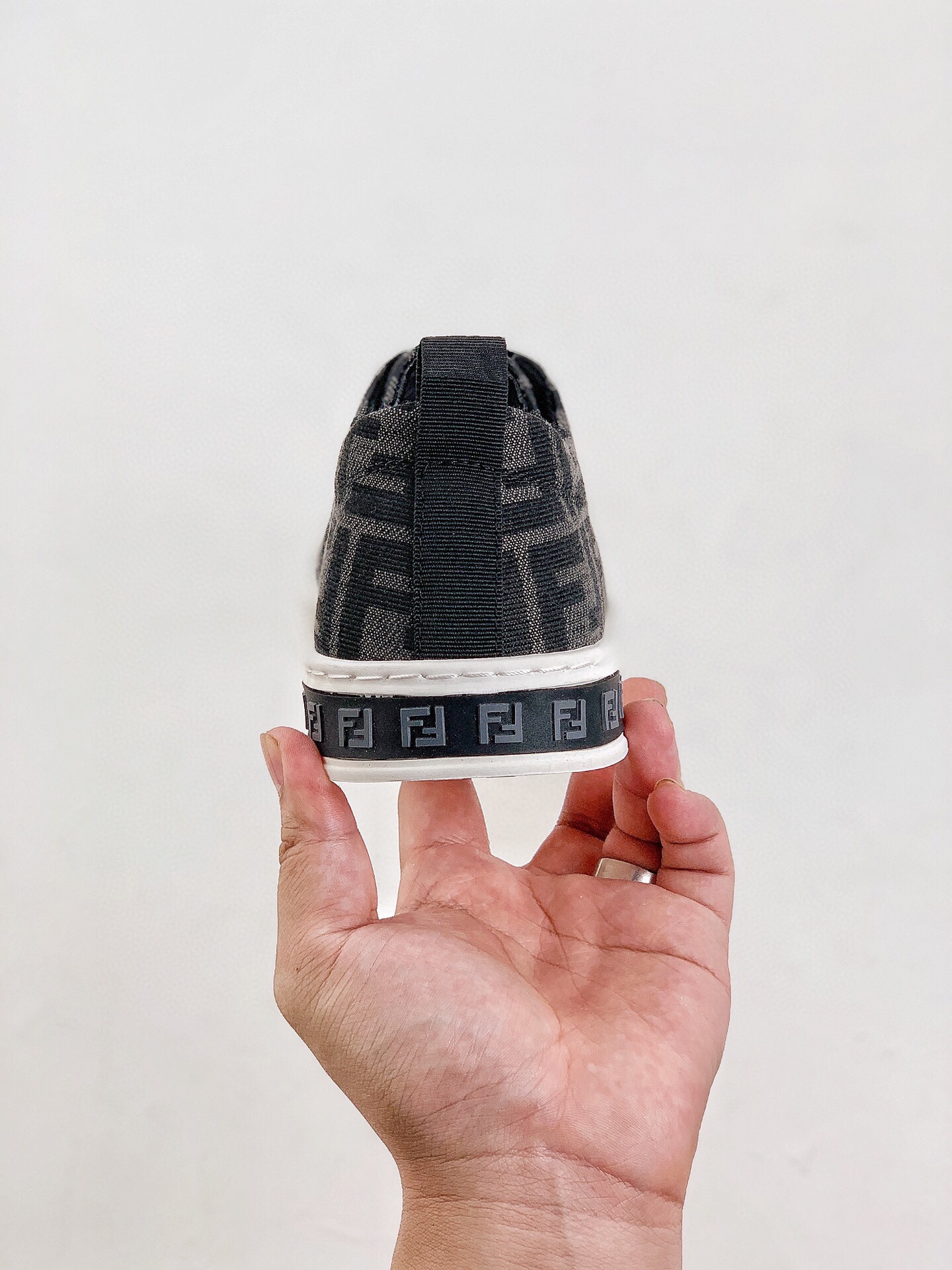 Miniatura 8