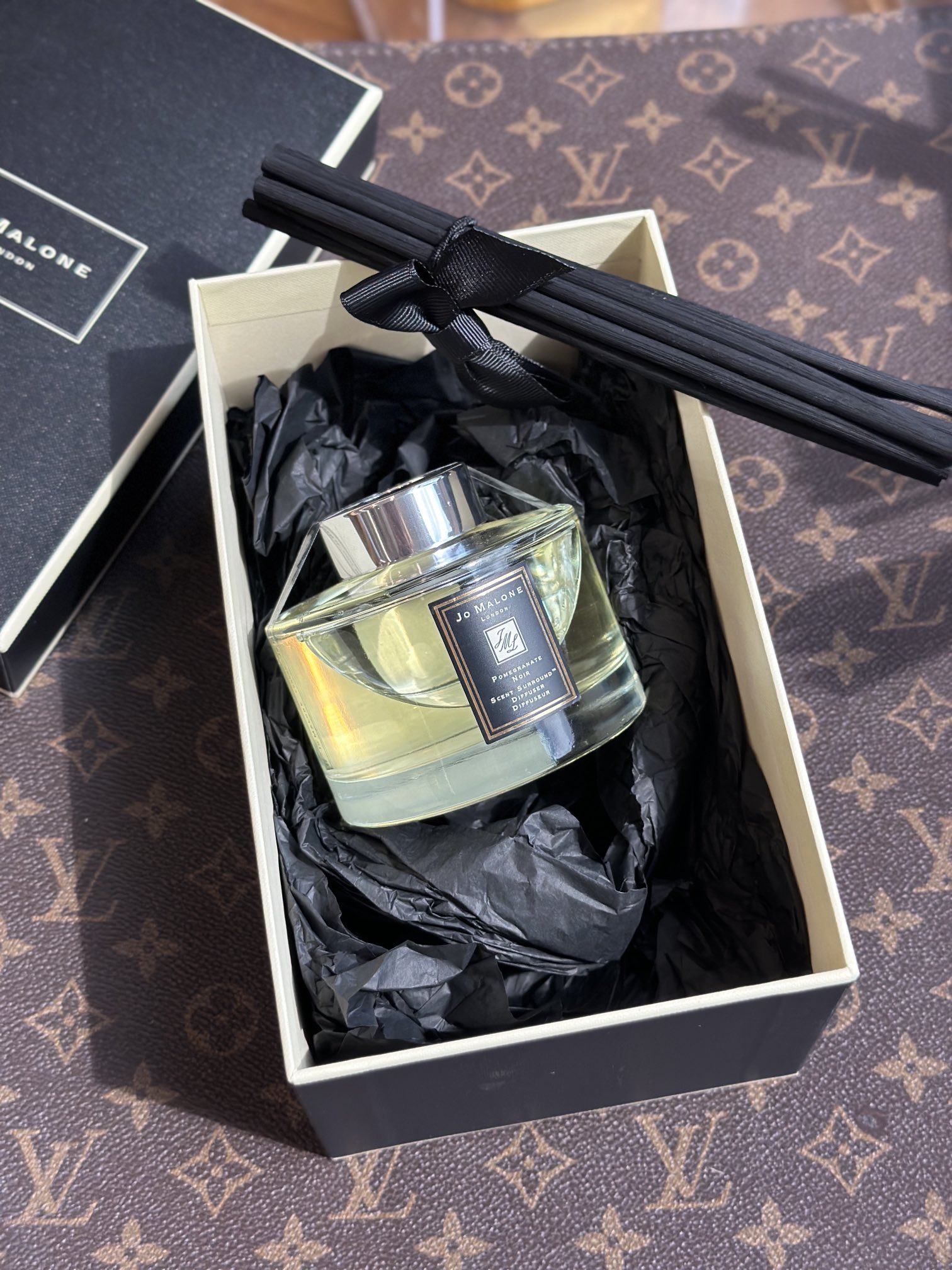 Louis Vuitton Haute Couture Maison Lifestyle Luxury Home Decor Blanket 2