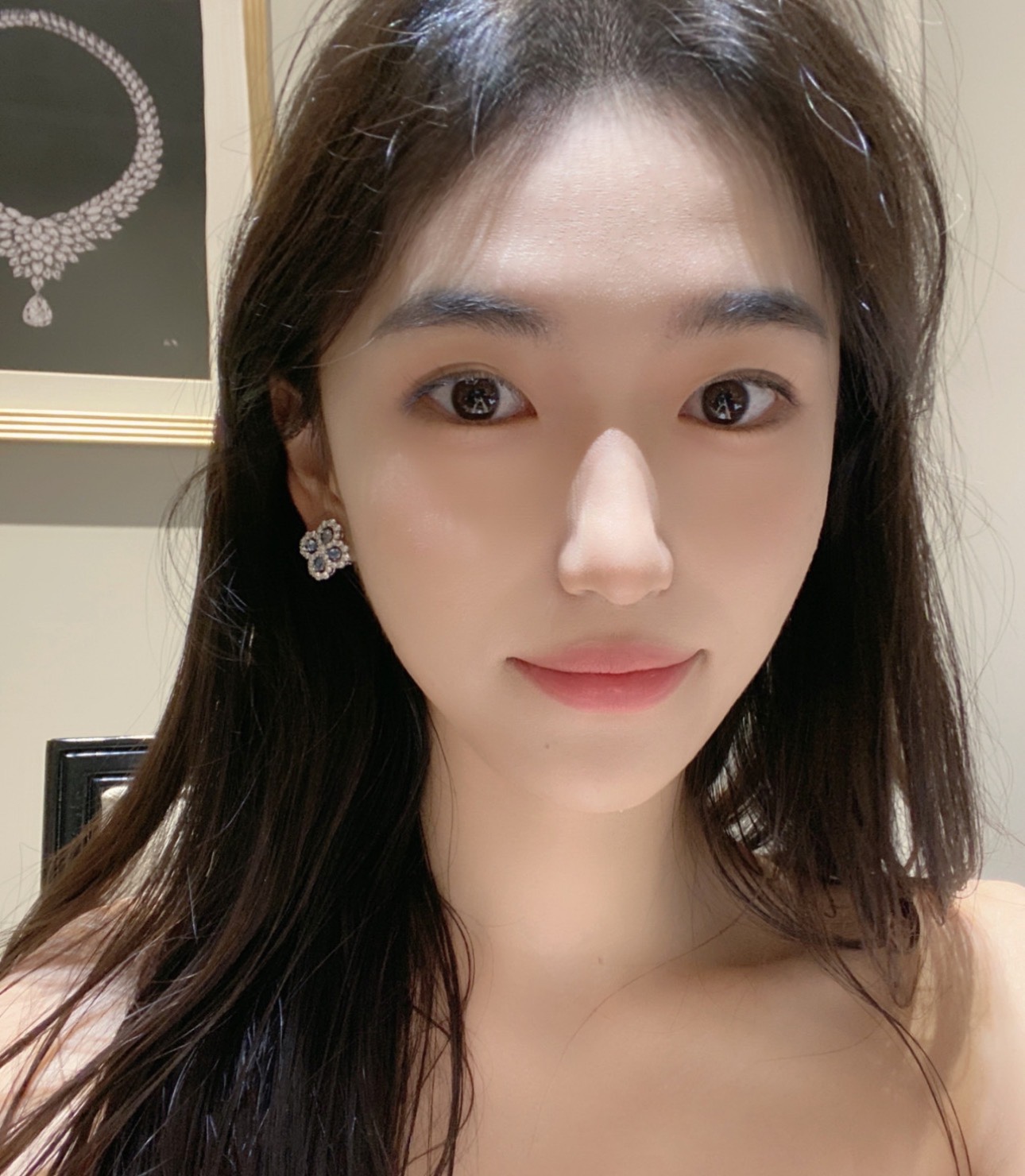 项链
S0190 👑高级珠宝💎定制 hw海温斯顿 经典 四叶草 微镶 项链🍀系列 今年大热门款📩💗花型正