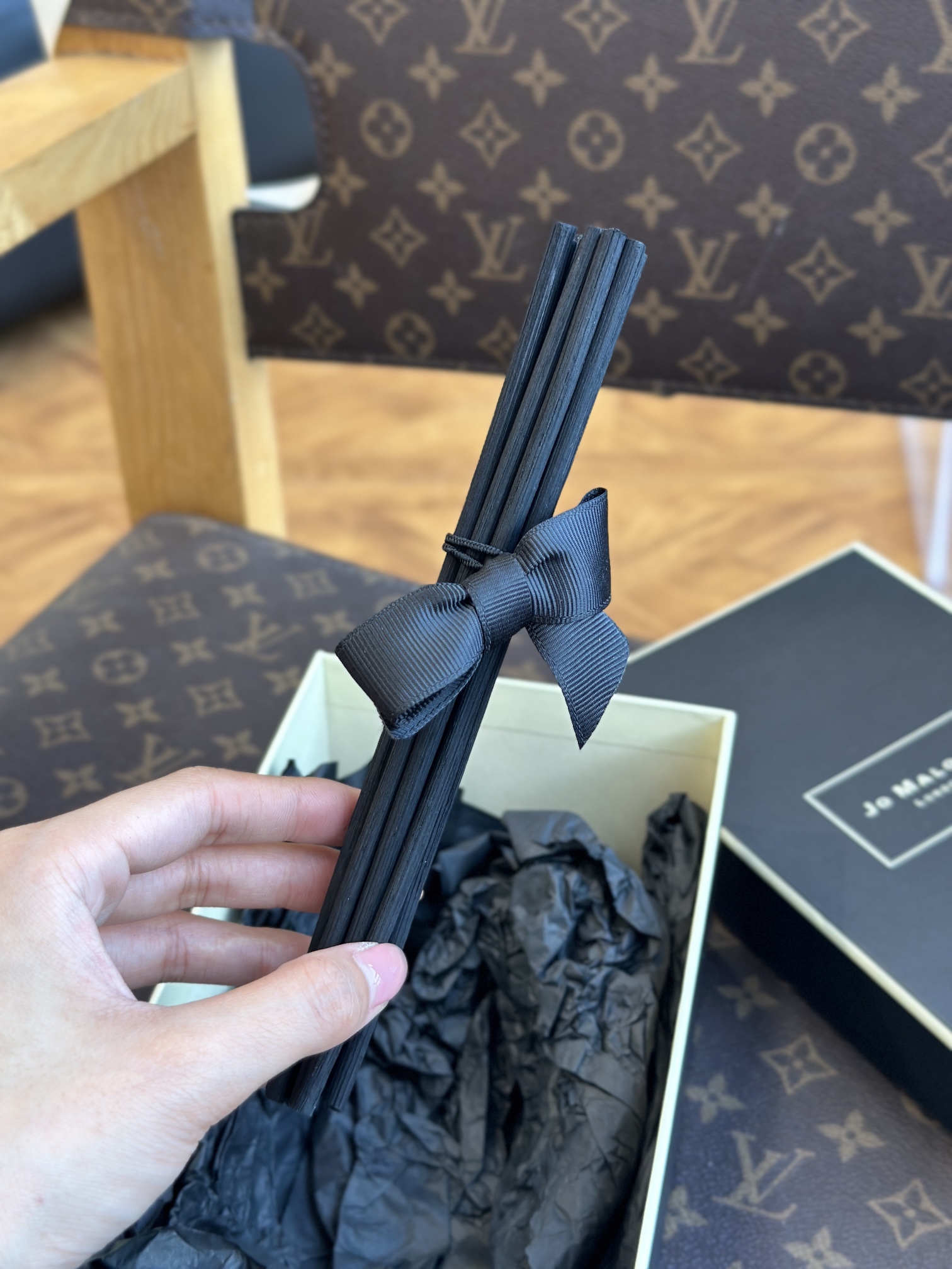 路易威登 Louis Vuitton 高定典藏典雅居所生活方式奢华家居家纺四件套摆件 #32628DA8 9