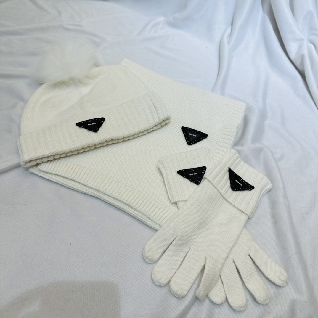 [Miu Miu Hats]Miumiu three piece set [wool three piece set] hat, scarf, gloves