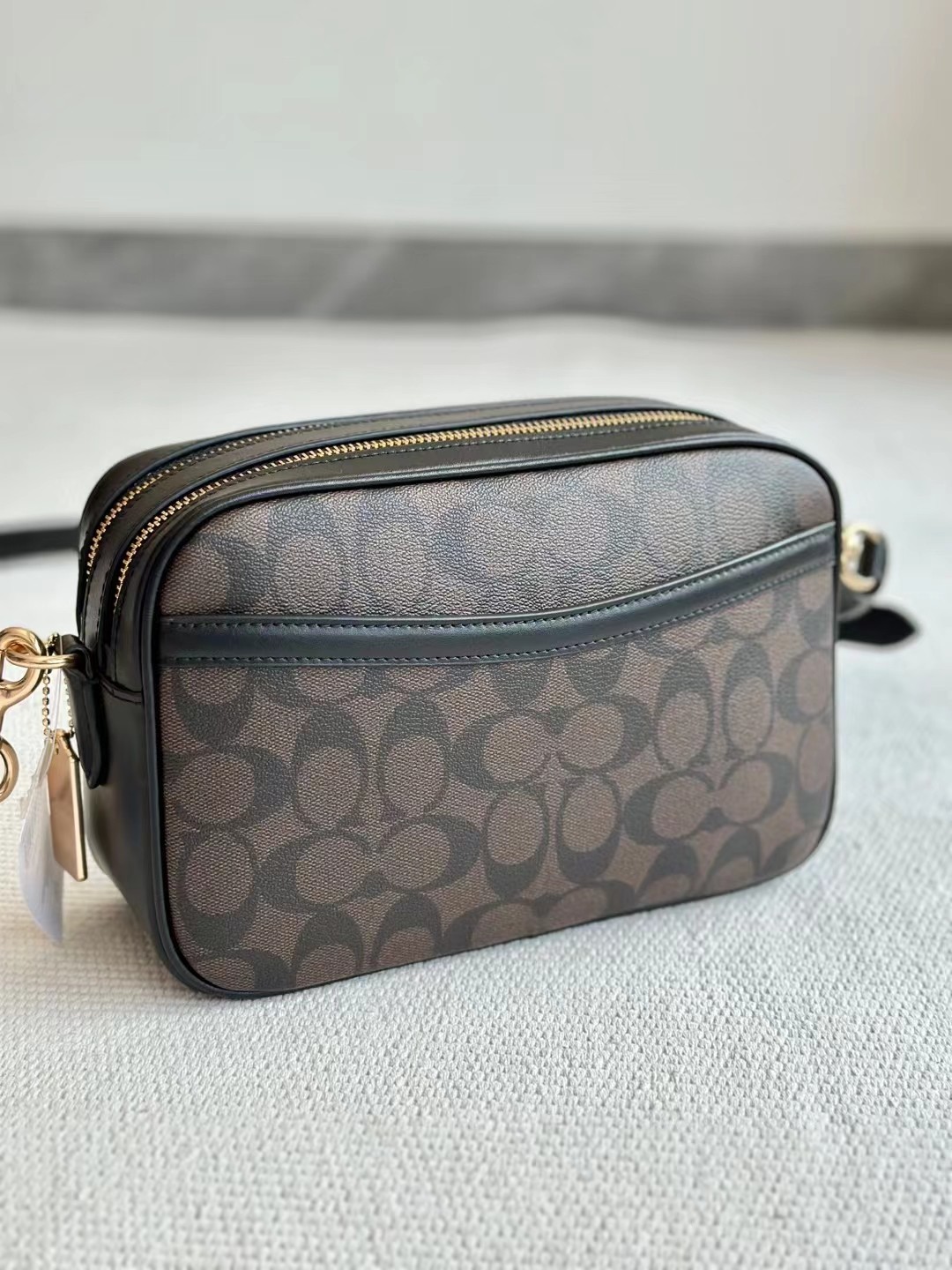 Coach ～纯 COACH 蔻驰 F68168女士简约 棕色拼色双拉链双C印花相机包单肩斜挎包