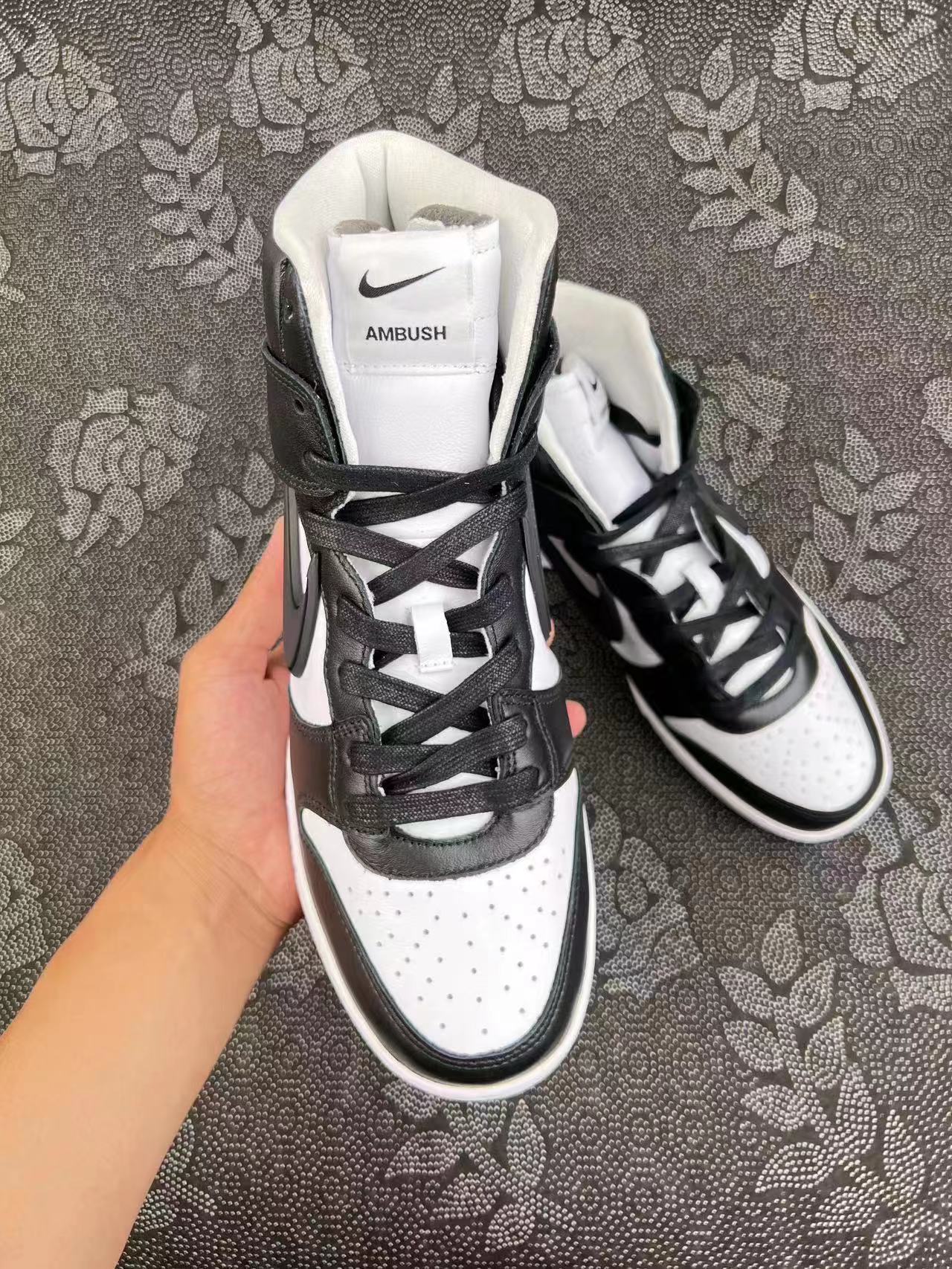 ? AMBUSH x Nike Dunk High Black 防滑耐磨 高帮板鞋 黑白配色?