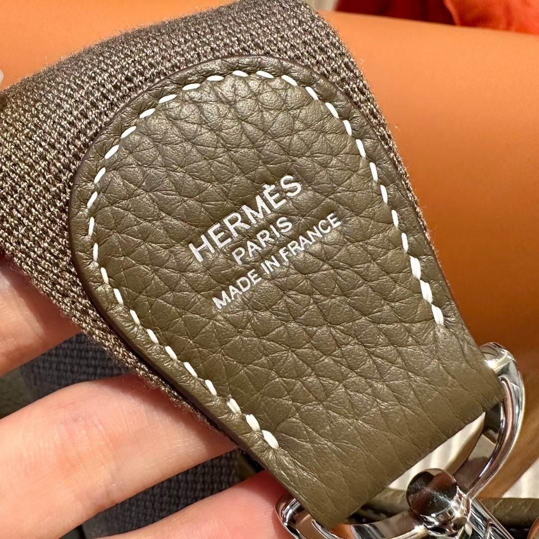 Hermes Evelyne 29 Etoupe Clemence Silver Hardware Crossbody Bag 7 a1692286016685 0703
