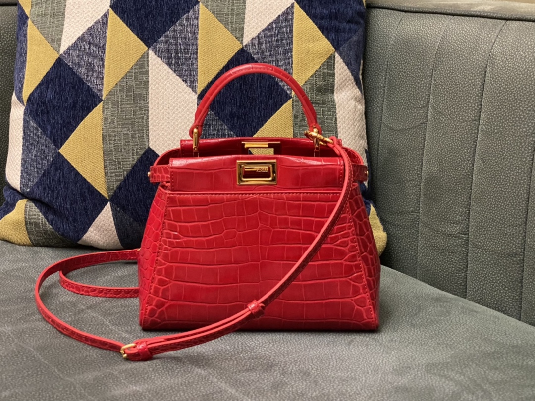 Fendi bright red