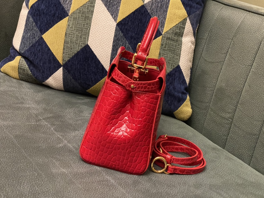 Fendi bright red