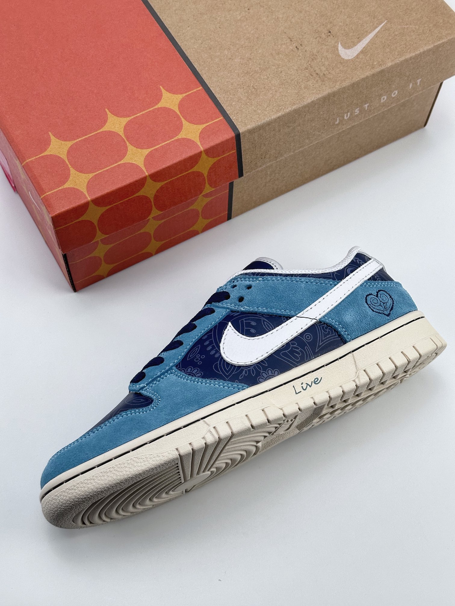 Nike SB Dunk Low No-label Suede Blue 318306-441