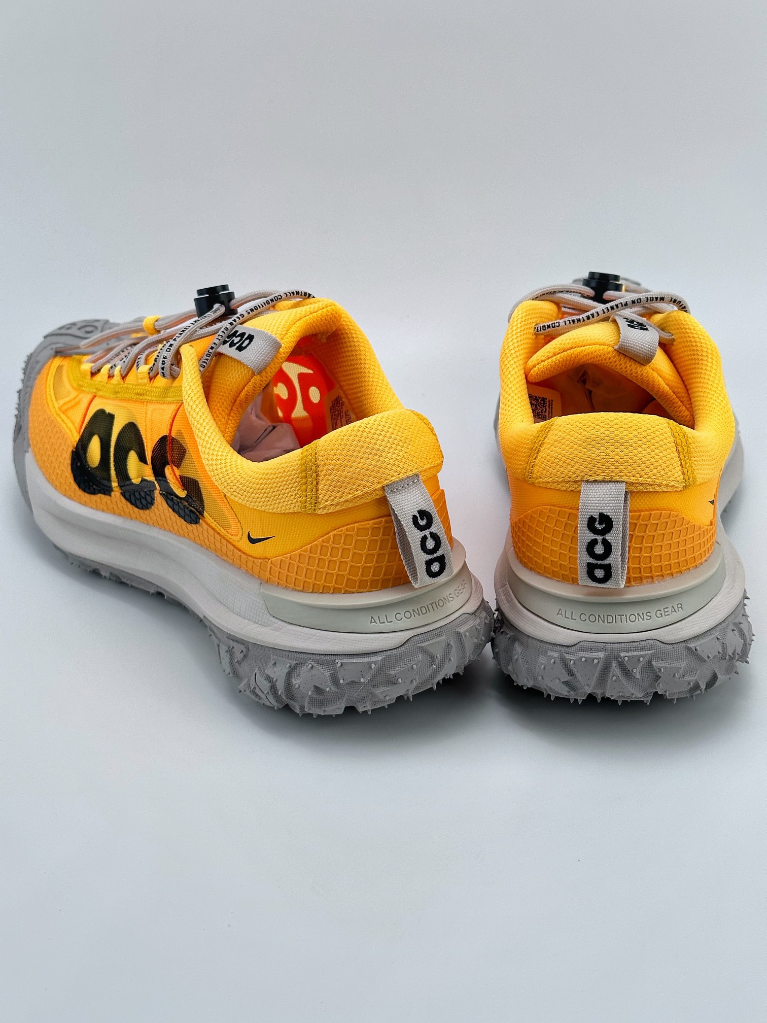 NK ACG MOUNTAIN FLY 2 LOW 外户登山列系越跑低帮休闲动运徒步鞋 DV7903-800