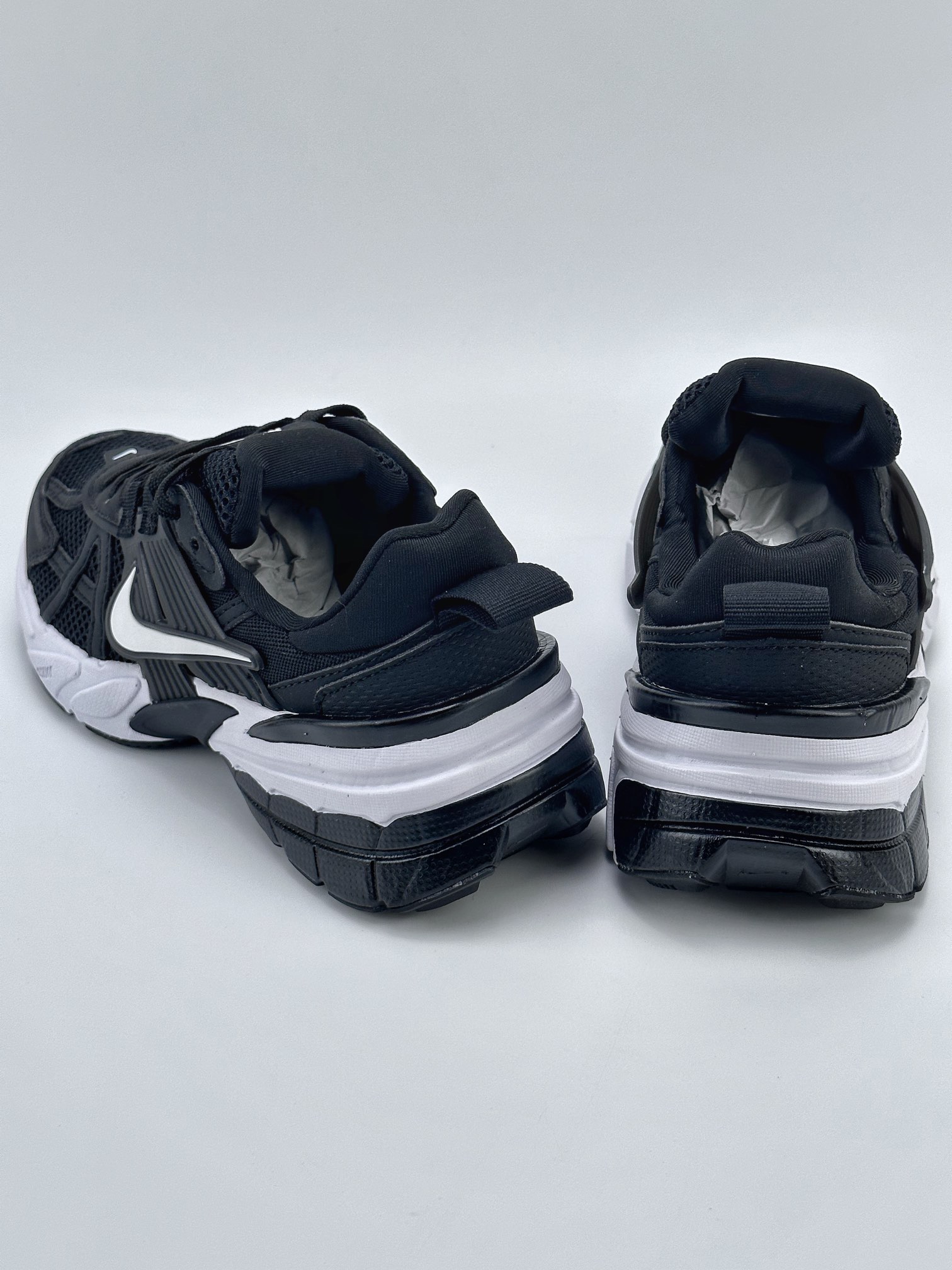 NIKE V2K Runtekk black and white shock-absorbing non-slip retro low-top running shoes FD0736-105