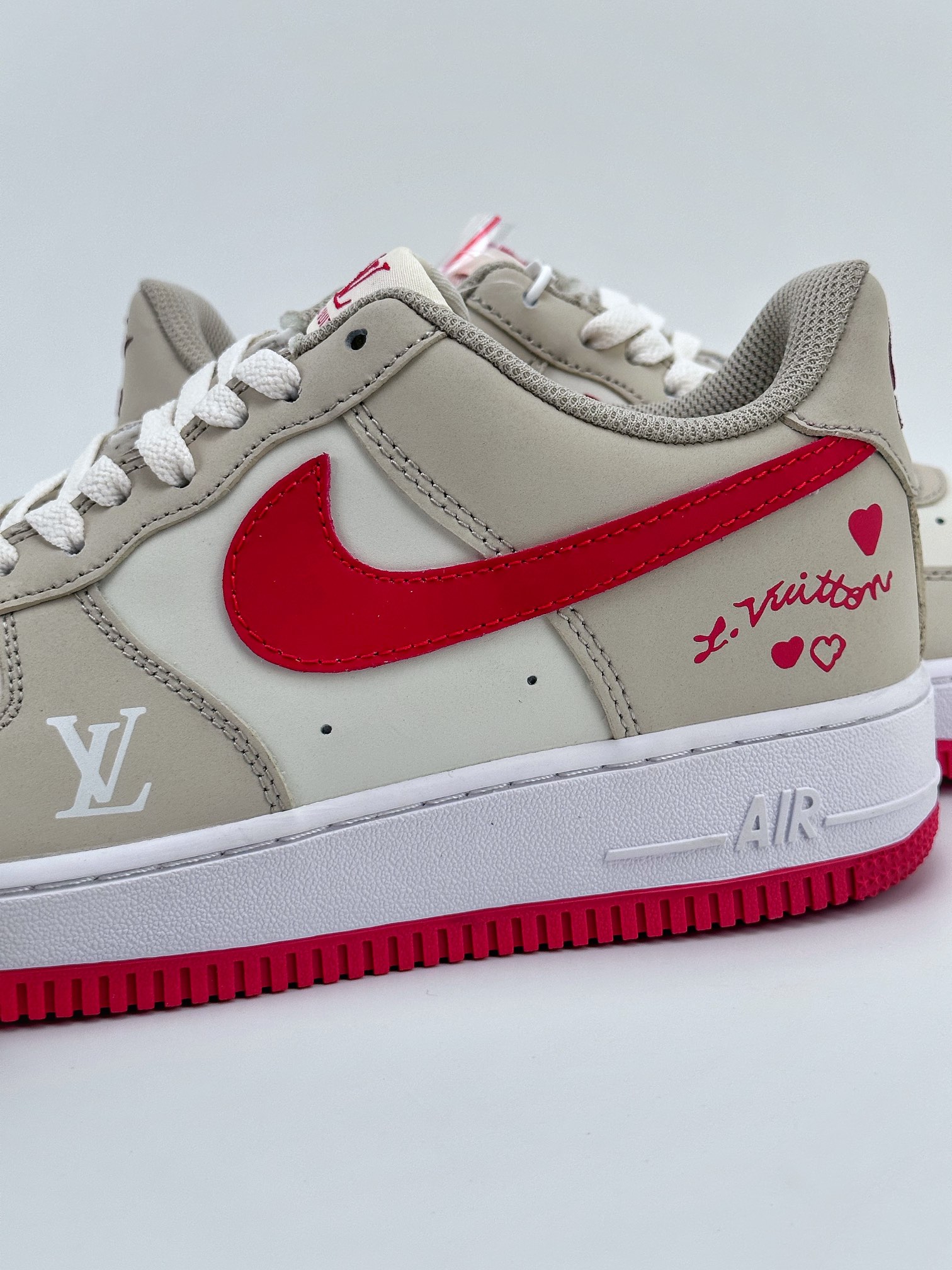 Nike Air Force 1 Low 07 x Louis Vuitton Beige Red BS9055-722