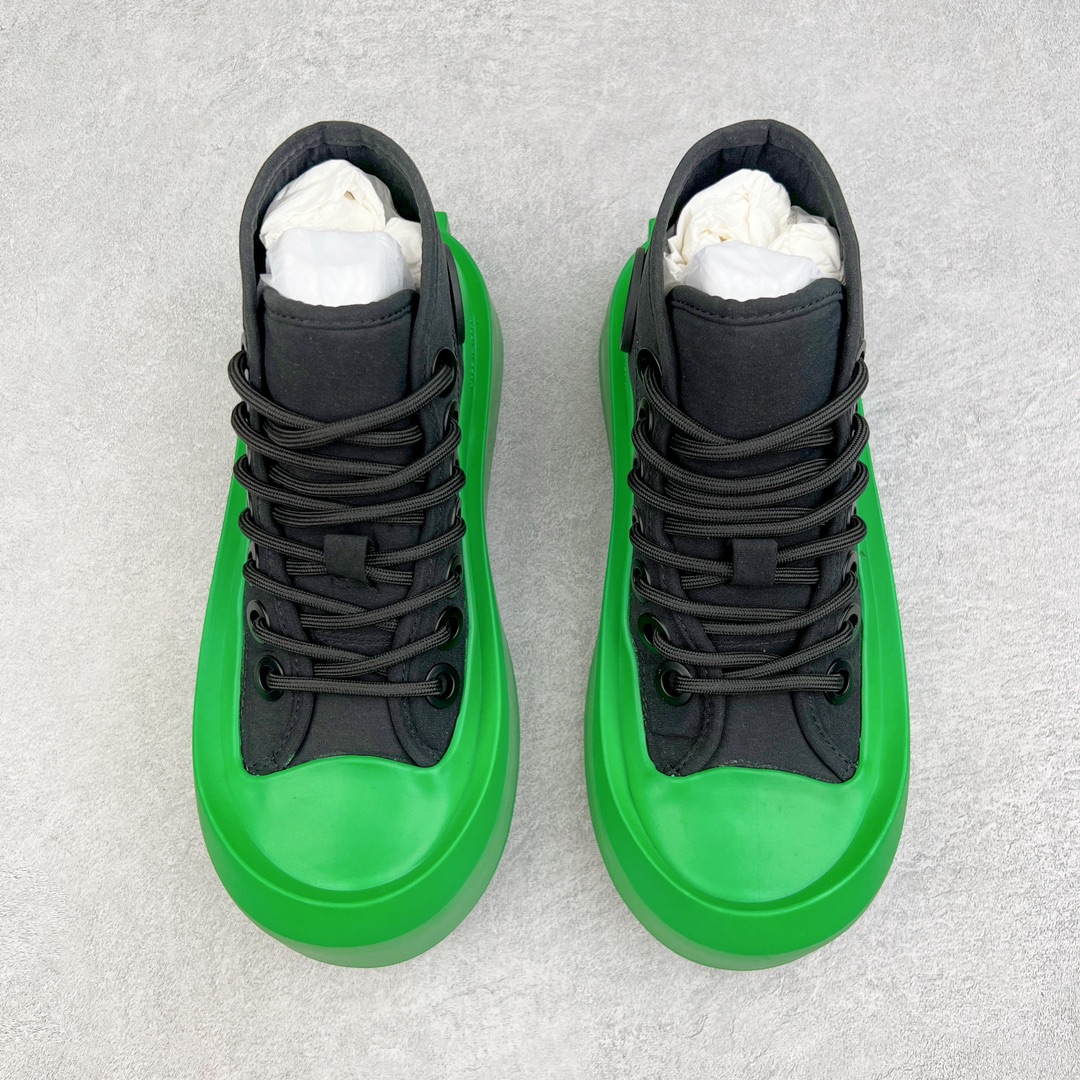 图片[2]-Bottega Veneta Jumbo BV葆蝶家2023最新款大头鞋帆布鞋情侣款 鞋面原版尼龙帆布 值得一提的是鞋底花费一个月开模反复测试过的丝膜大底做到几乎完美 TPU大底+水台 全新𝐙𝐏一致全套包装 Size 35 36 37 38 39 40 41 42 43 44 45-选品中心