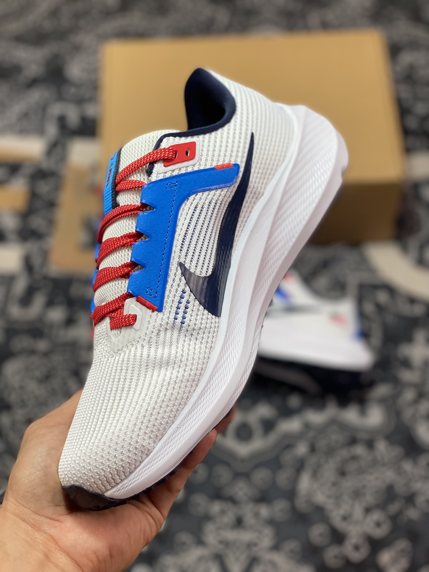 Air Zoom Pegasus 40 White Black Red Blue FN0013-100