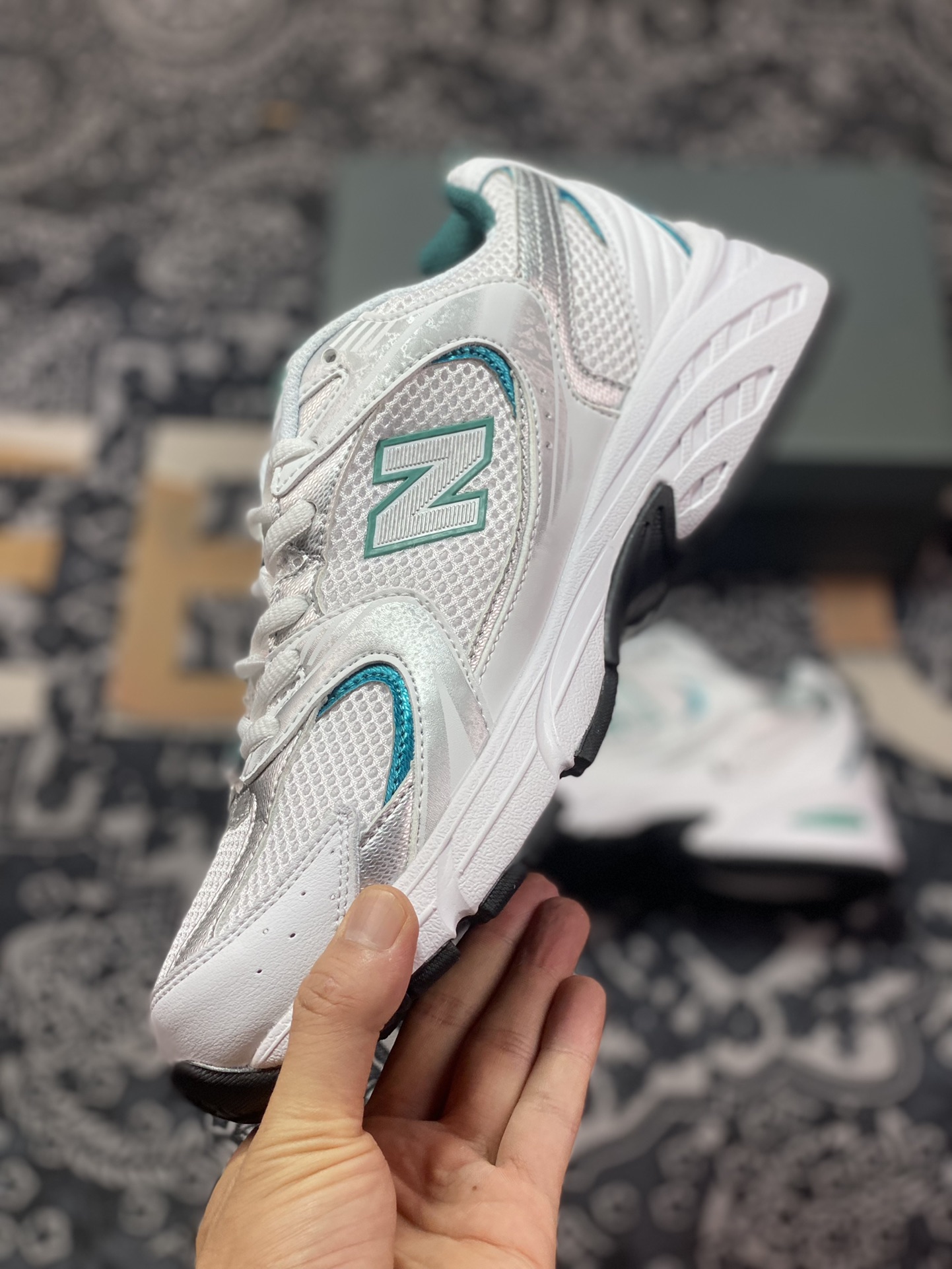 NBNew Balance MR530 series retro dad style mesh running casual sports shoes ”Silver Metallic Green” MR530AB