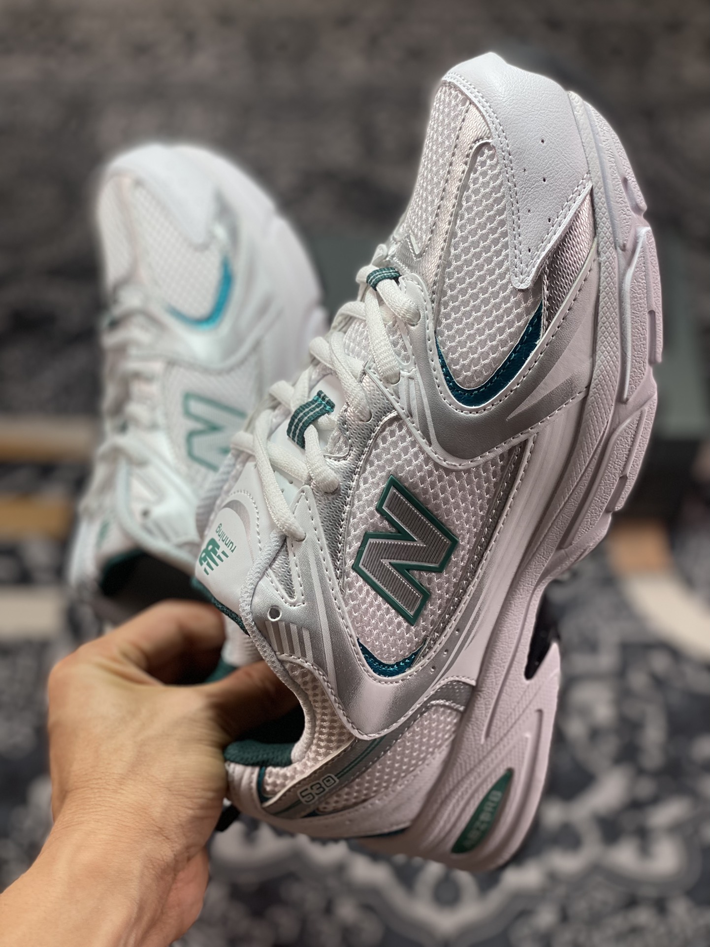 NBNew Balance MR530 series retro dad style mesh running casual sports shoes ”Silver Metallic Green” MR530AB